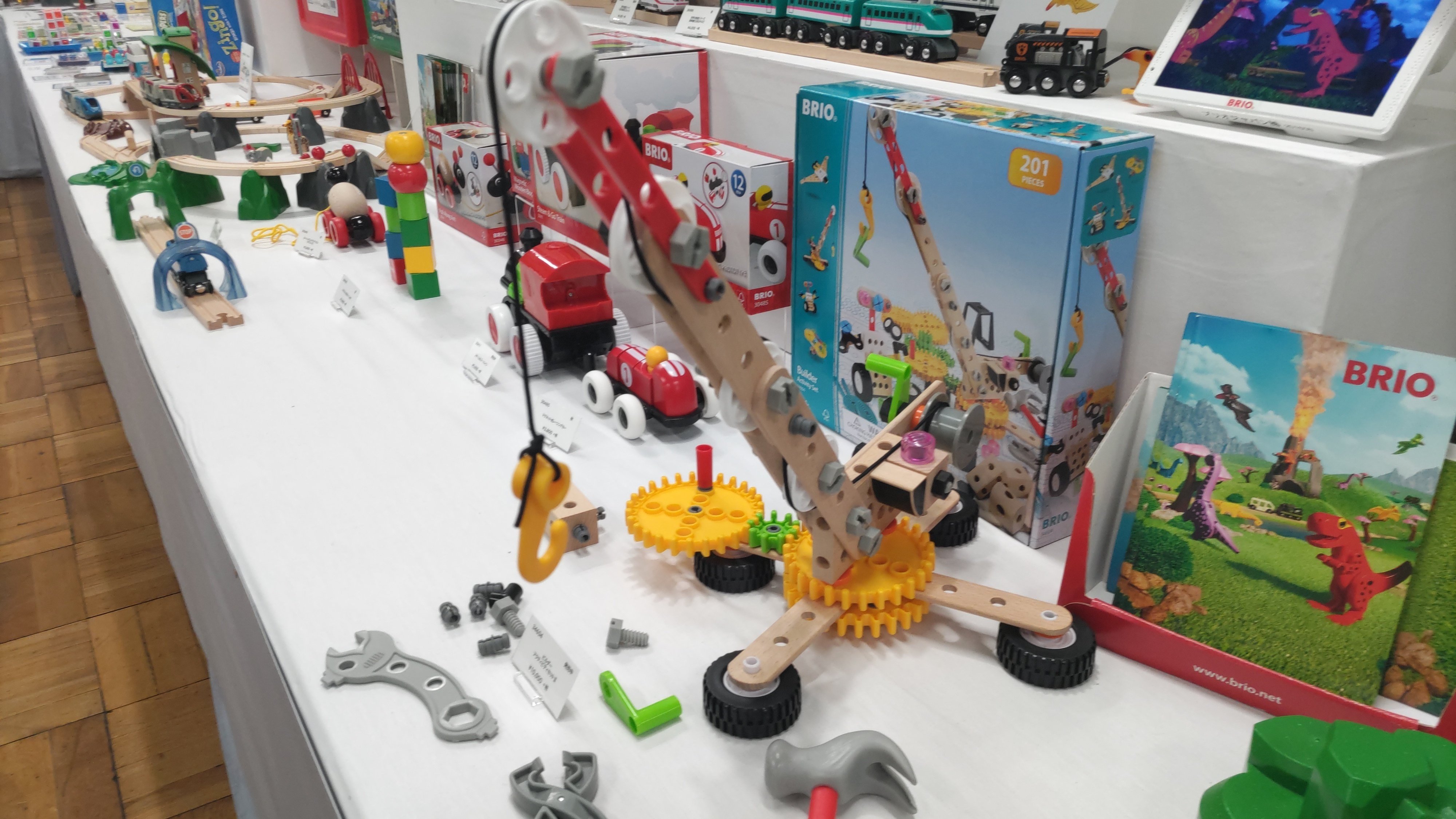 この夏、ヒットしそうなおもちゃのキーワードは「アナログ要素