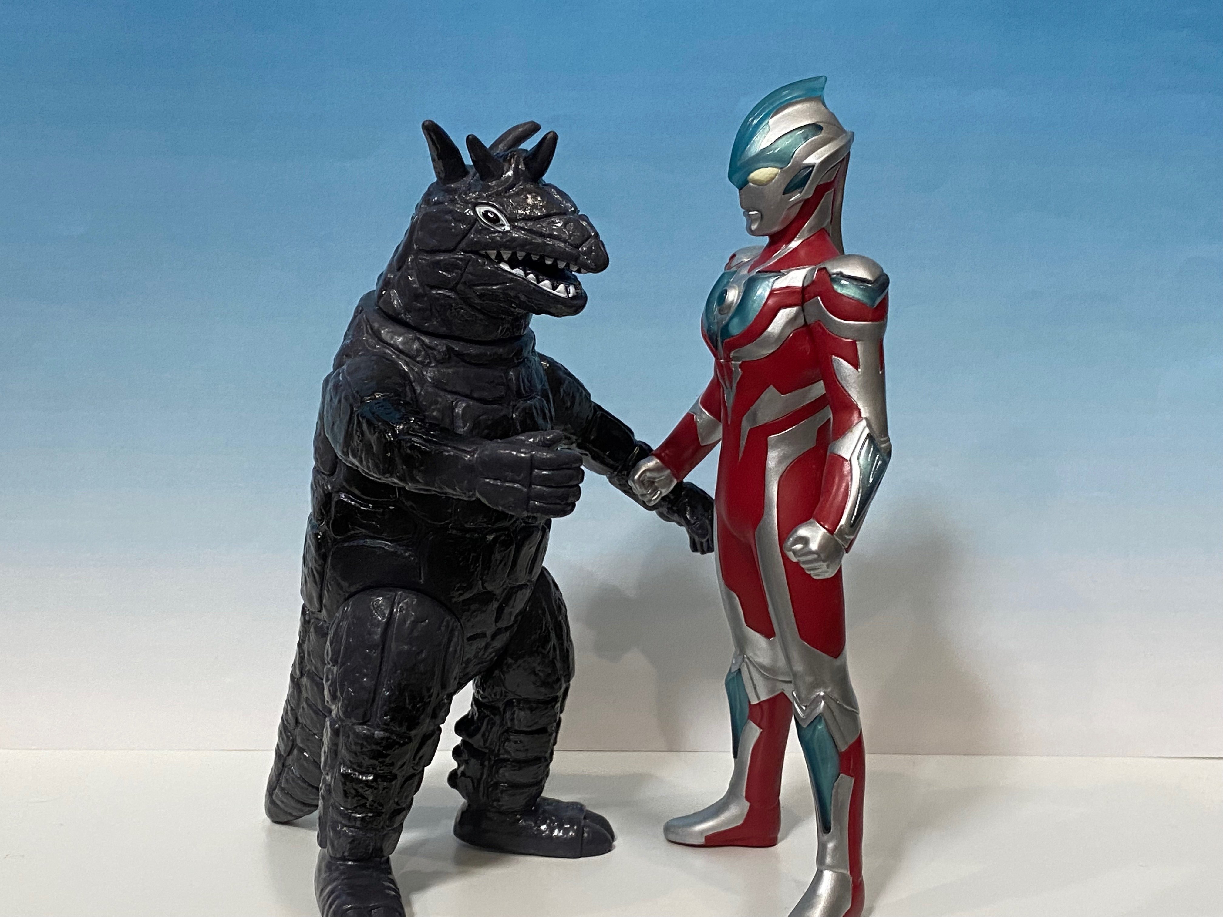 ウルトラ怪獣シリーズ800 彗星怪獣ドラコ｜yahiko