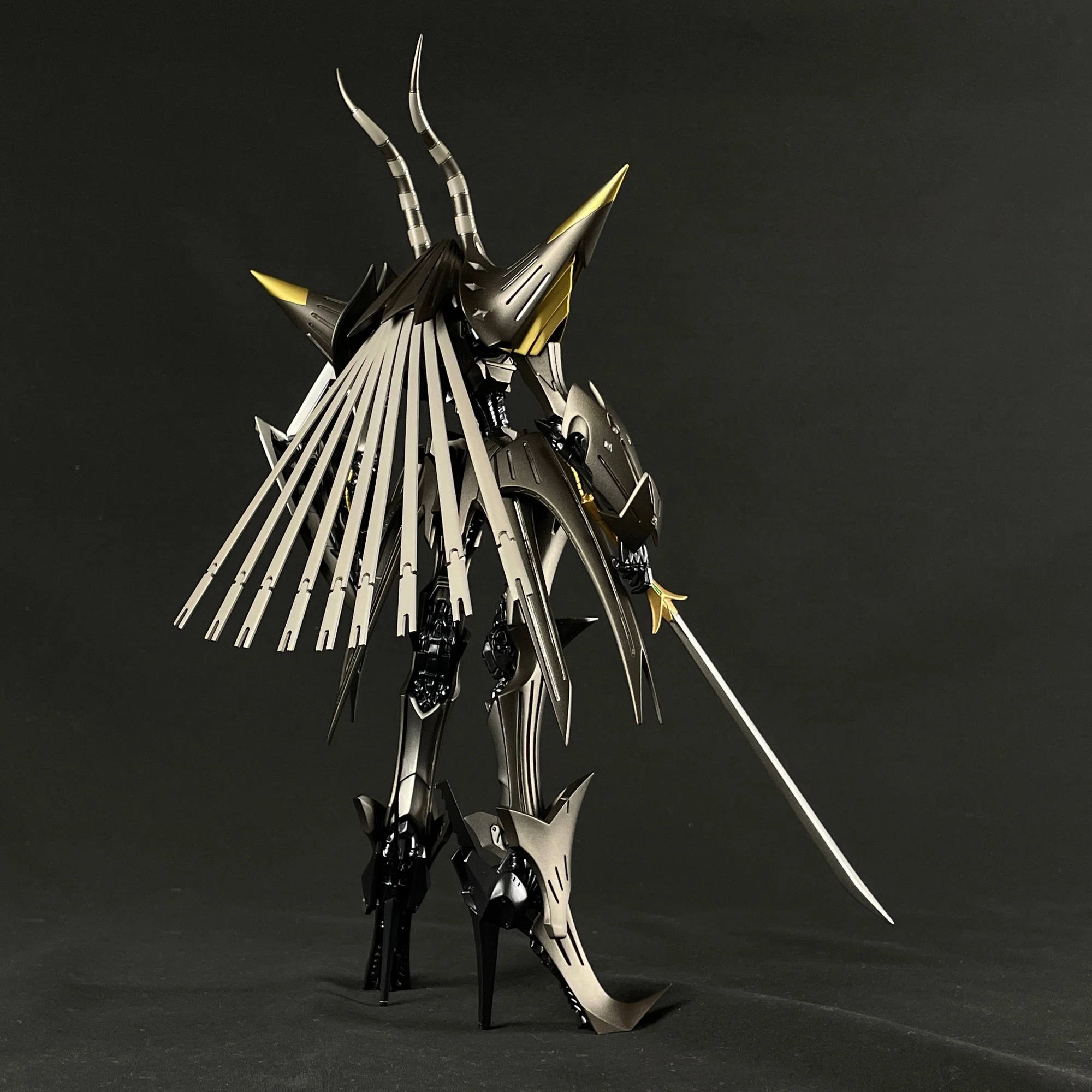 SAV1/100『ファントム マドラ・モイライ騎』（ボークス）｜May dé 