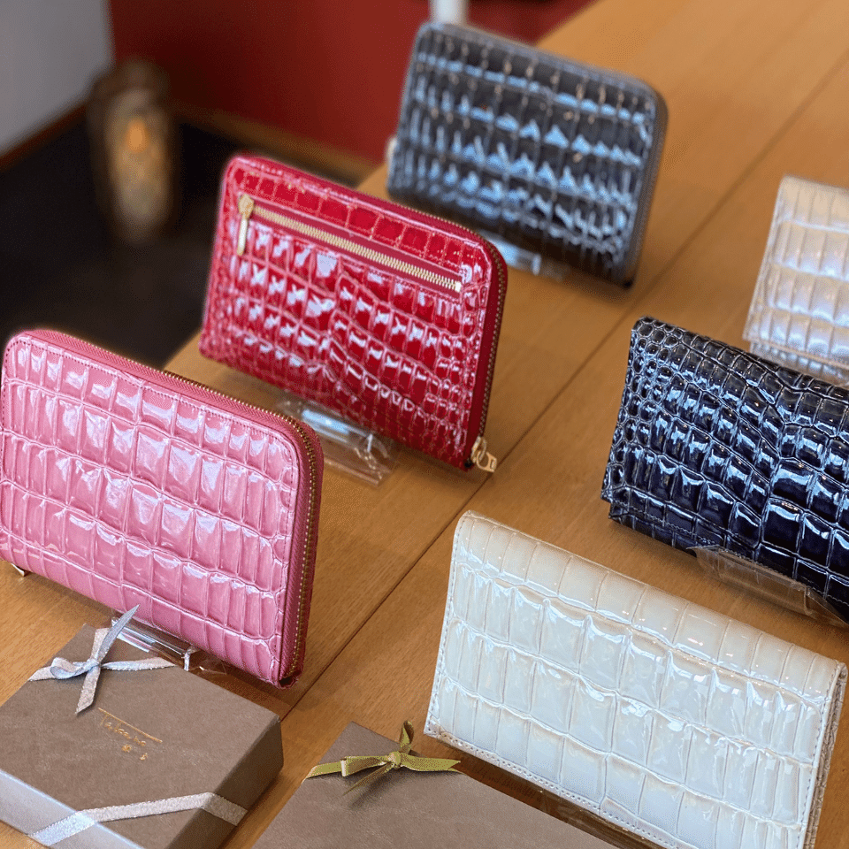 鎌倉高野「ラウンド長財布」のご紹介｜株式会社高野 鎌倉高野 -Takano