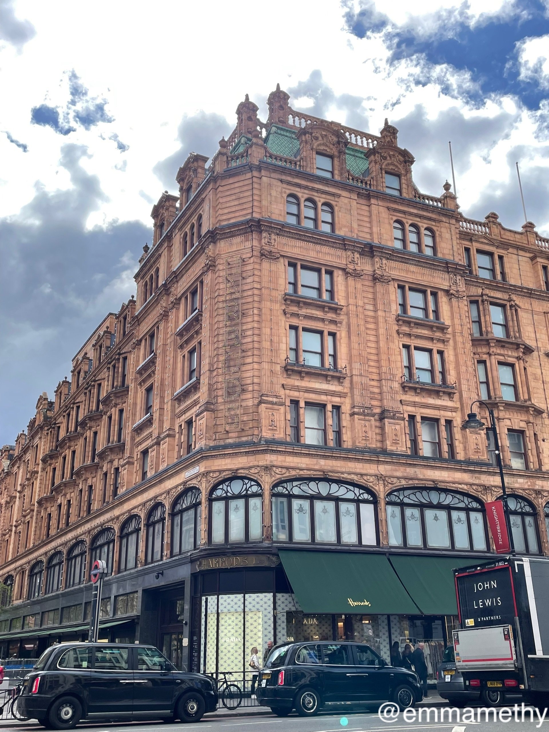 ロンドンとオックスフォードに一人旅してきた｜Emma