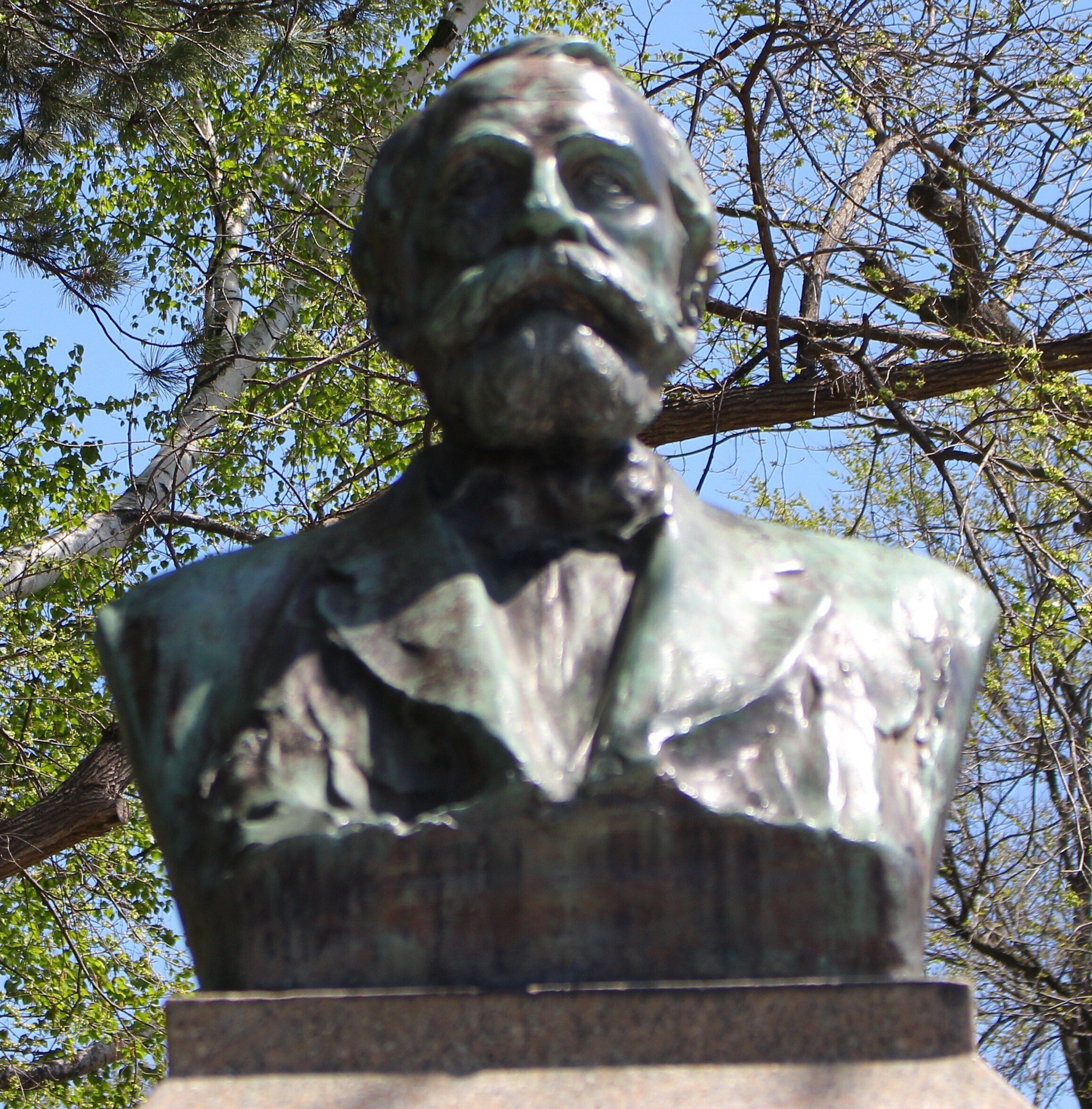 北海道大学 医学部 クラーク像 キーホルダー Yahoo!オークション - 送料無料 札幌 時計台 クラーク博士像