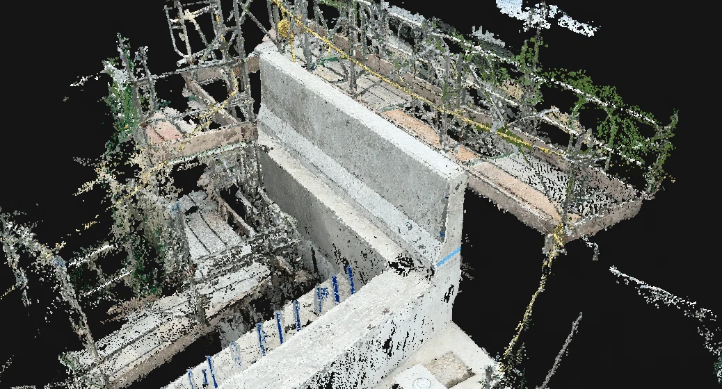 Pix4DcatchRTKで構造物(橋台)を計測した結果|沖山達哉@CRAFTCOM株式会社 代表取締役