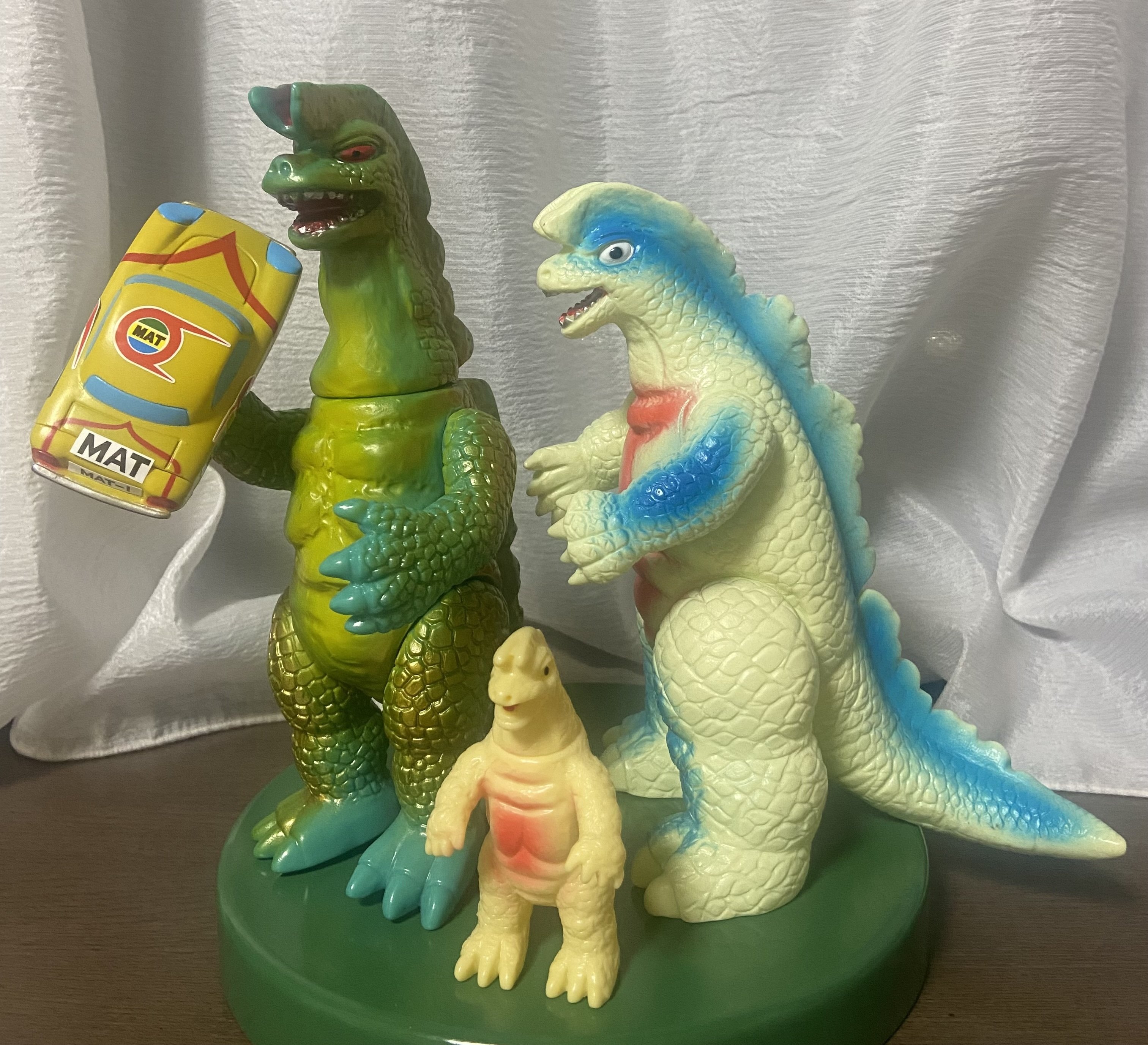 兄弟怪獣 アーストロン、ゴーストロン｜ゆる