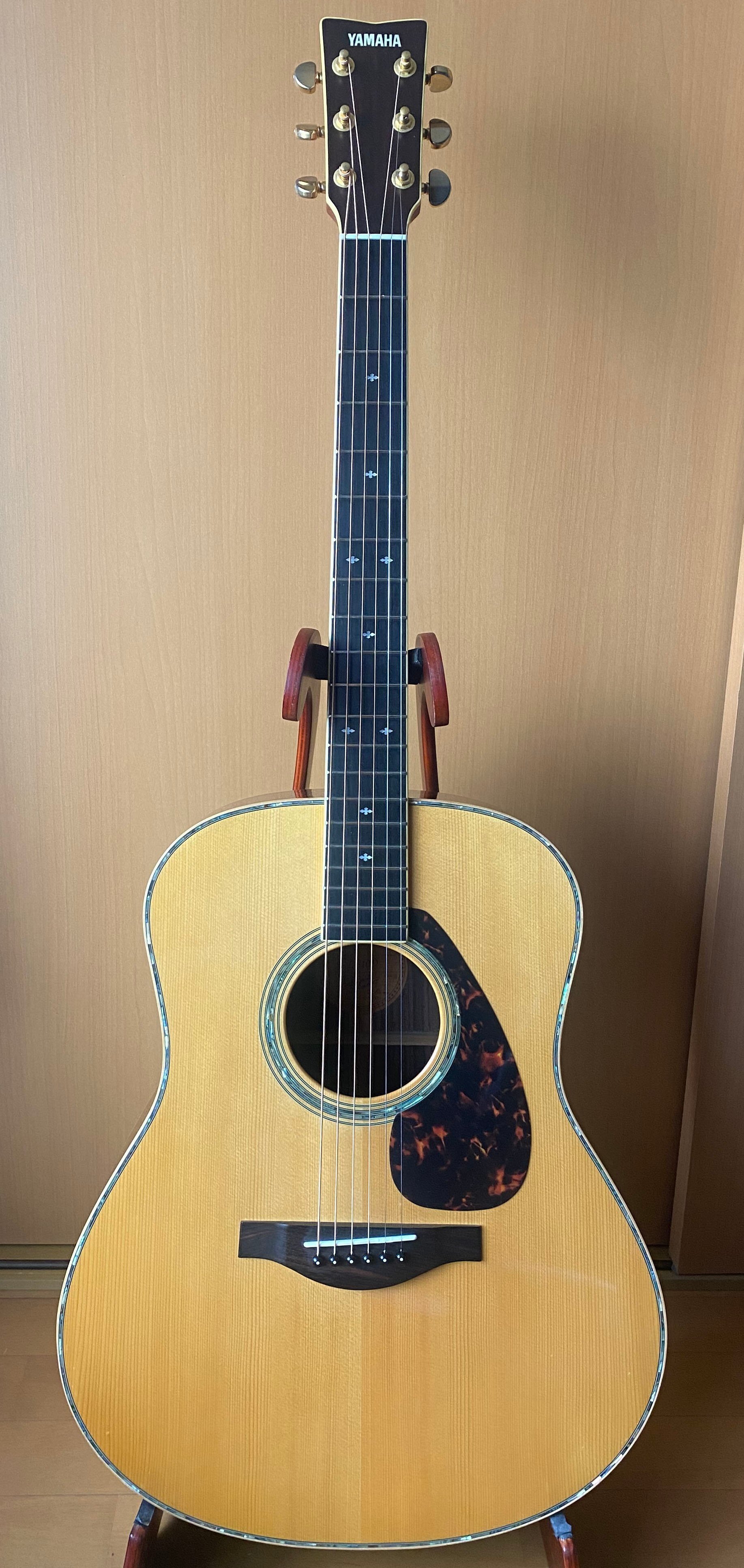 ヤマハのLL16AREです。 YAMAHA LL16 ARE NT エレアコギター ヤマハ | 島村楽器