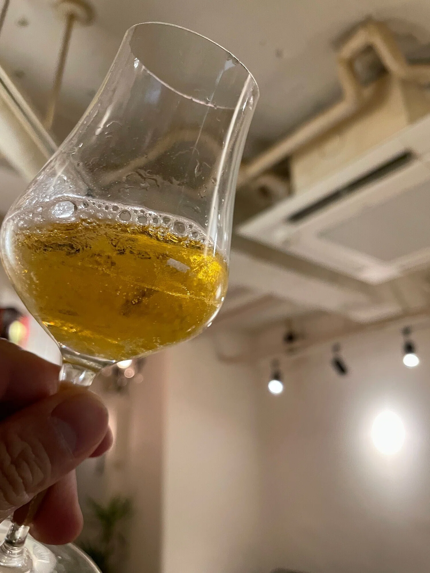 紹興酒4種の中で最もドライタイプ「元紅酒」をわかりやすく解説します
