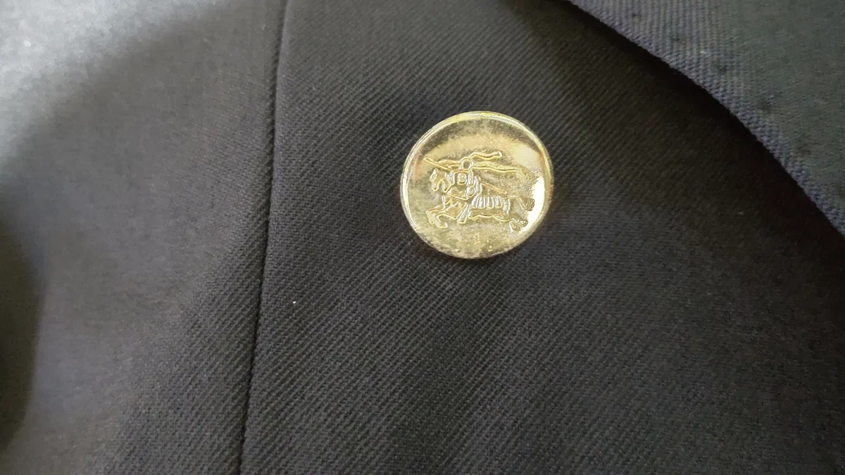 Burberrys? Wの金釦紺ブレをレスキューした！英国製✨70
