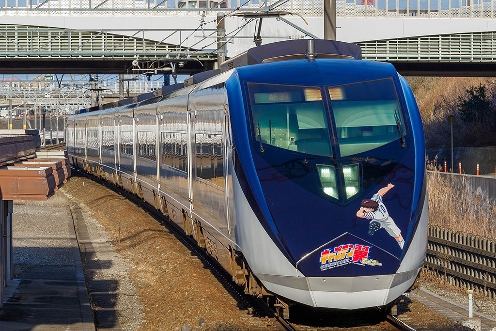 京成】スカイライナーのラッピング車｜七語零黎の「青・空・虹」