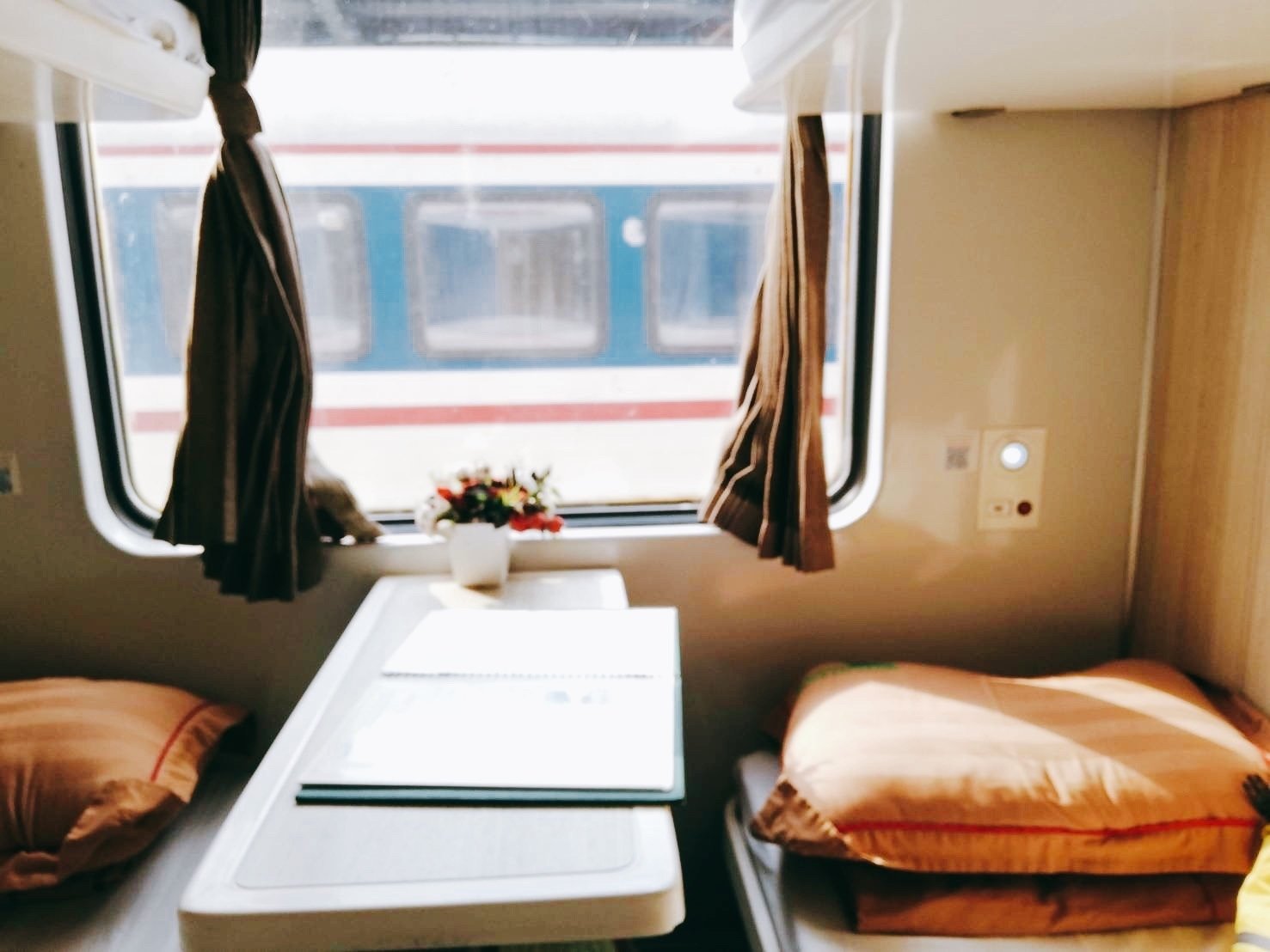 世界一周〉めっちゃローカル電車に乗って、ベトナム・ニンビンへ。｜Sa