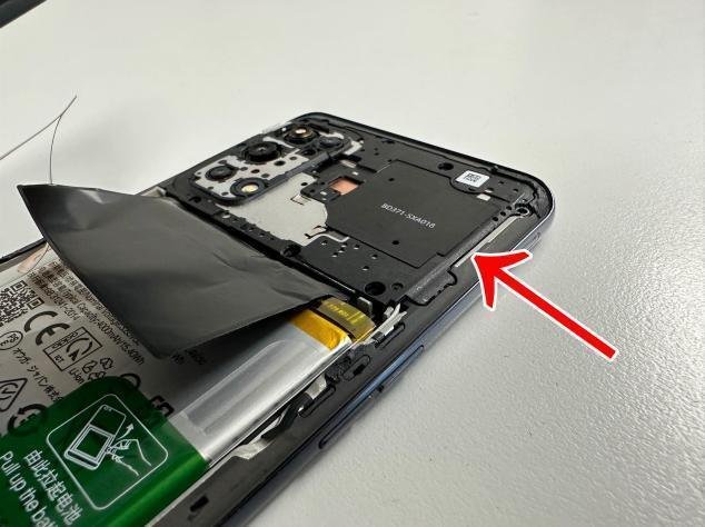 OPPO Reno5 Aのバッテリー交換を7480円で対応中!充電持ちが向上 OPPO Reno5 Aのバッテリー交換を7480円で対応中!充電持ちが向上