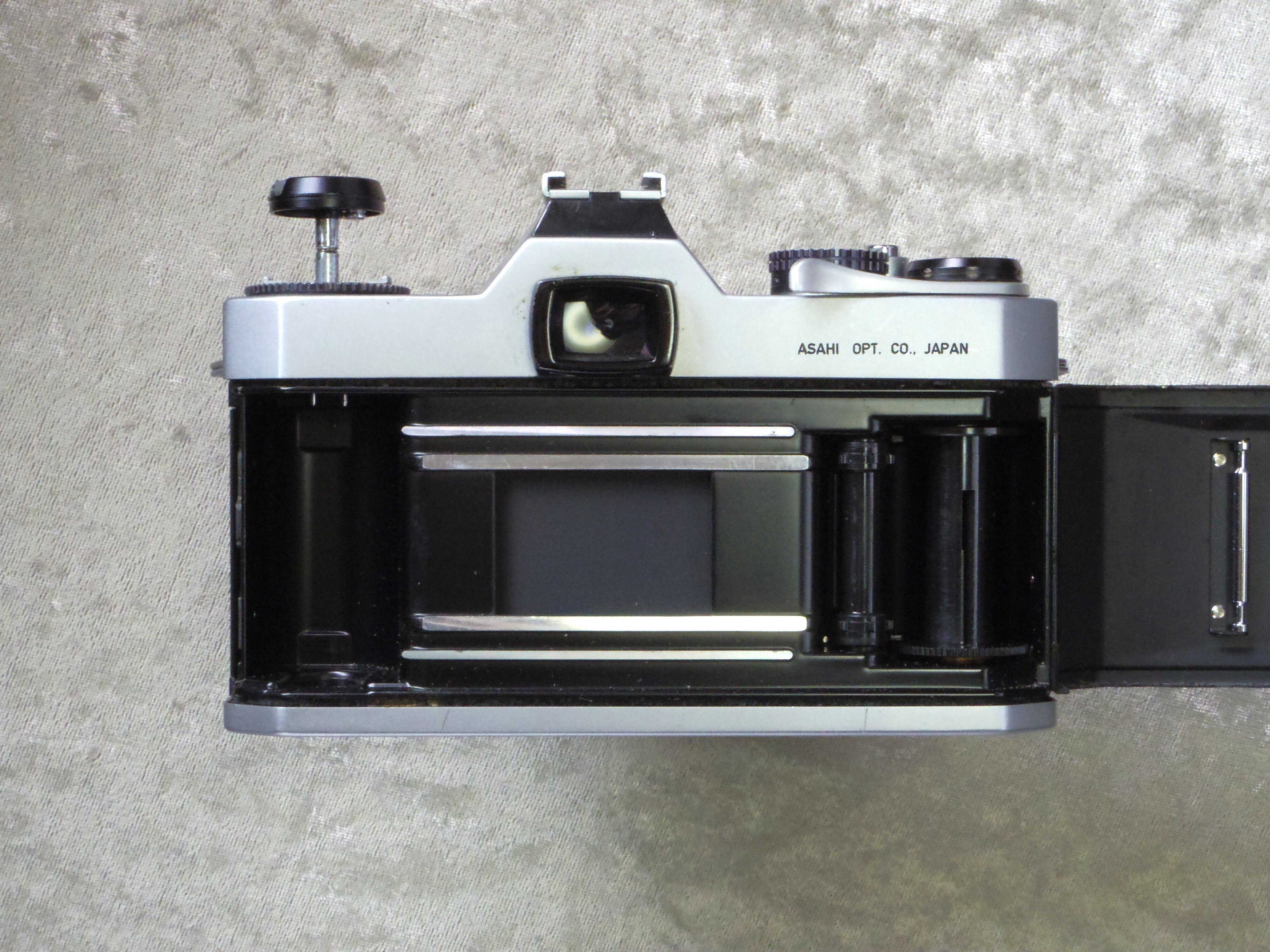 みなみ フィルムカメラ PENTAX SPF バッグ セット売り カメラ（ASAHI PENTAX SPF）とフィルムの話：フィルムカメラであそぼう