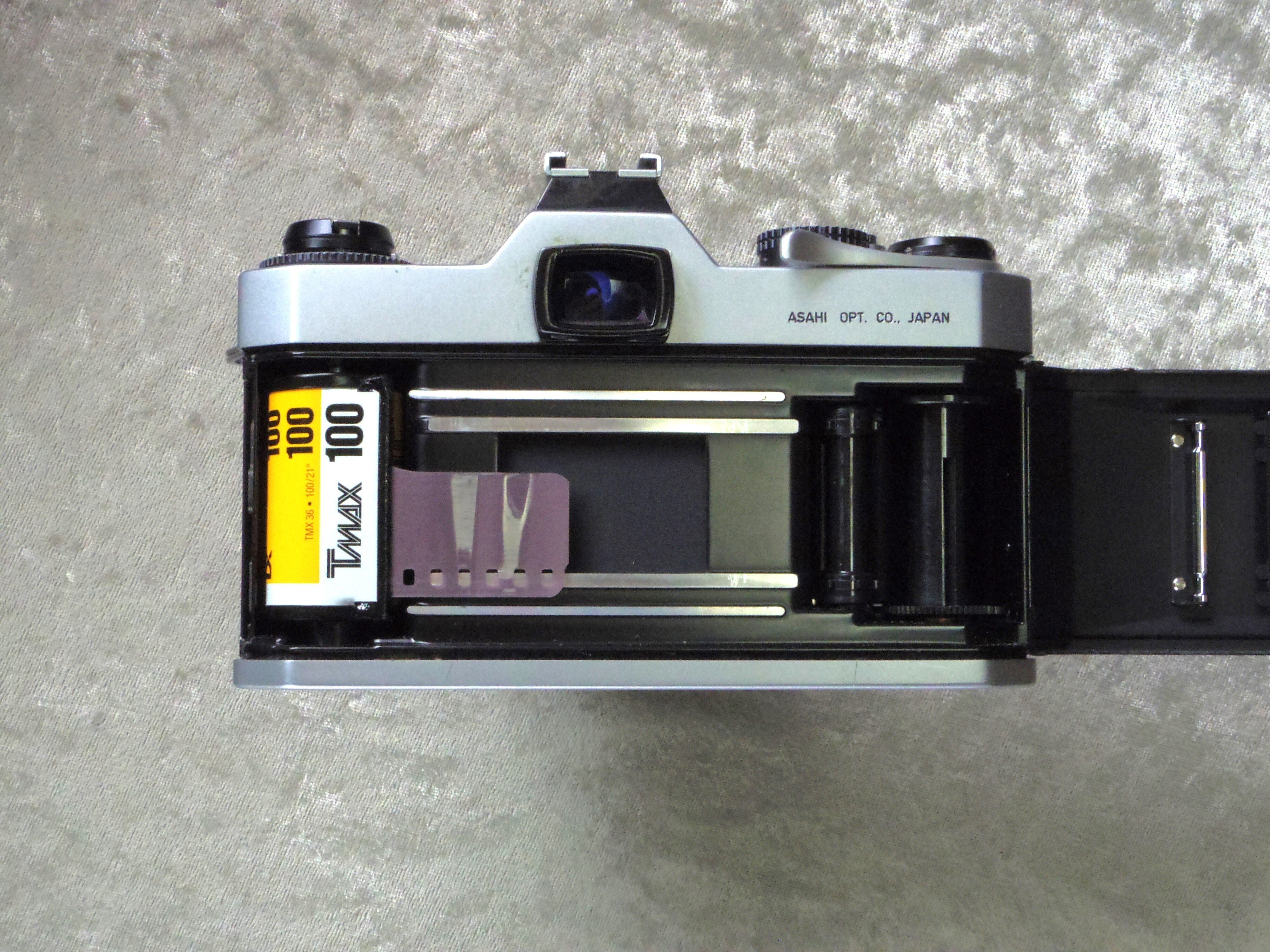 カメラ（ASAHI PENTAX SPF）とフィルムの話：フィルムカメラであそぼう