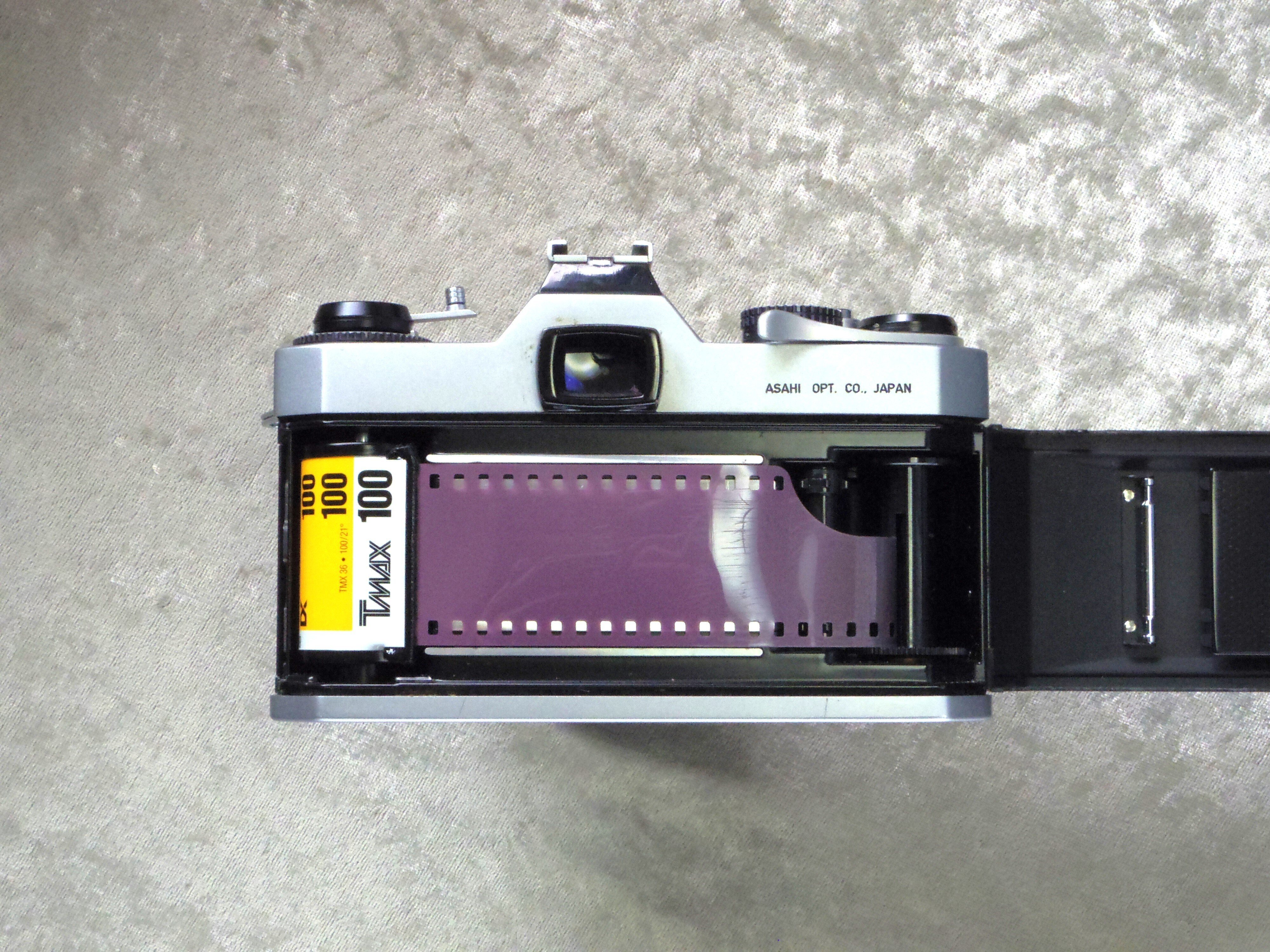 カメラ（ASAHI PENTAX SPF）とフィルムの話：フィルムカメラであそぼう