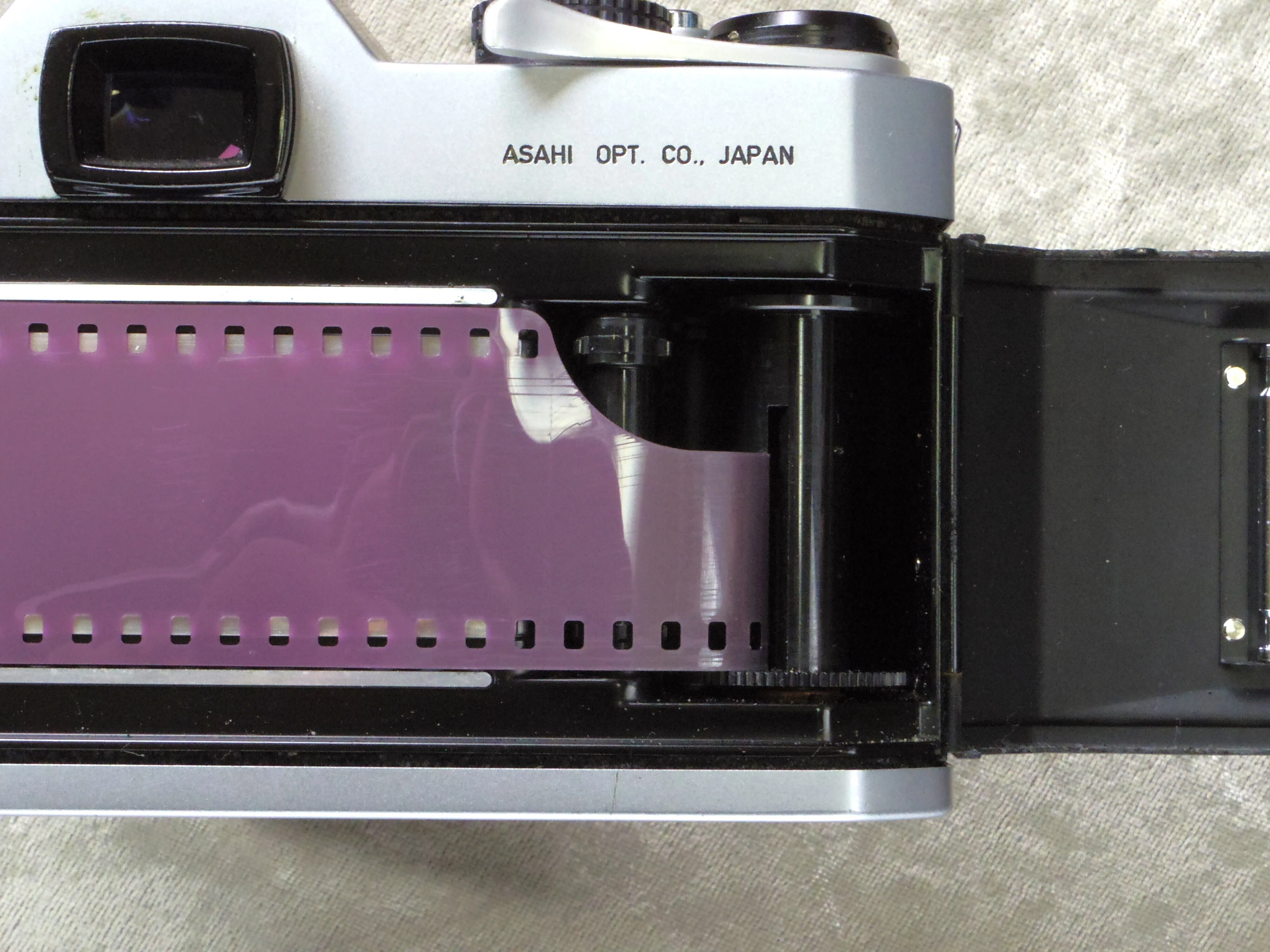 カメラ（ASAHI PENTAX SPF）とフィルムの話：フィルムカメラであそぼう