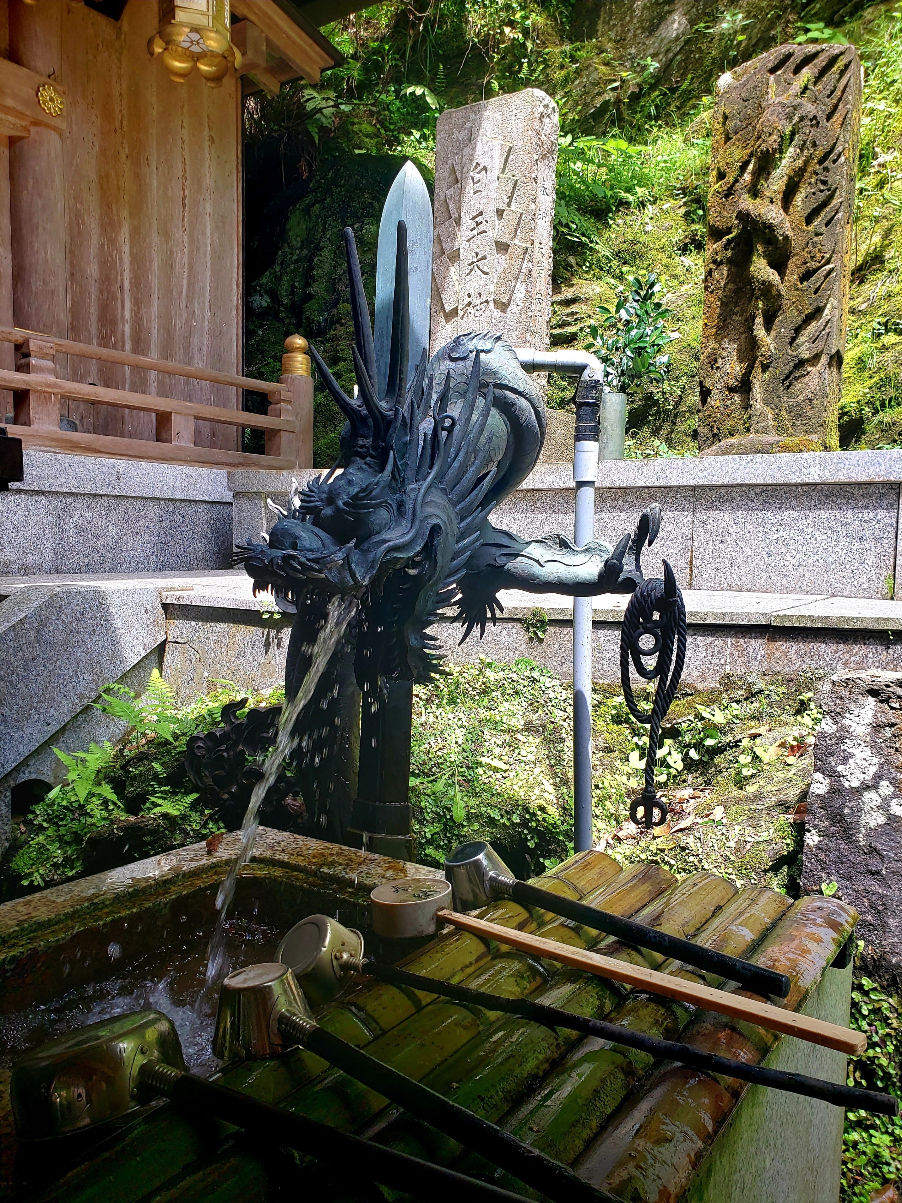 金峯山寺蔵王堂 青い秘仏【蔵王権現】|ひばりん 金峯山寺蔵王堂 青い秘仏【蔵王権現】|ひばりん
