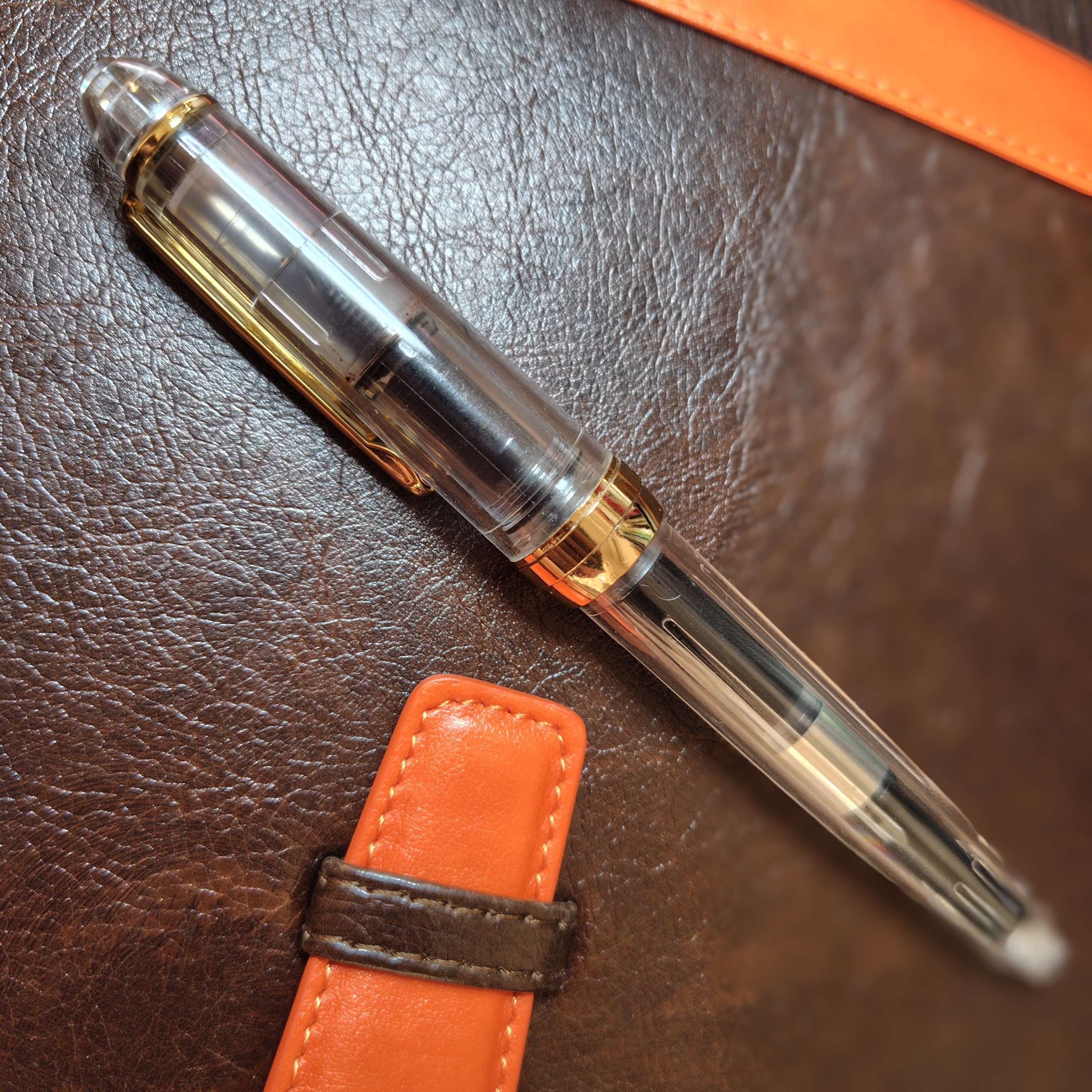 万年筆セット 赤・黒・銀6本まとめ 万年筆セット 赤・黒・銀6本まとめ