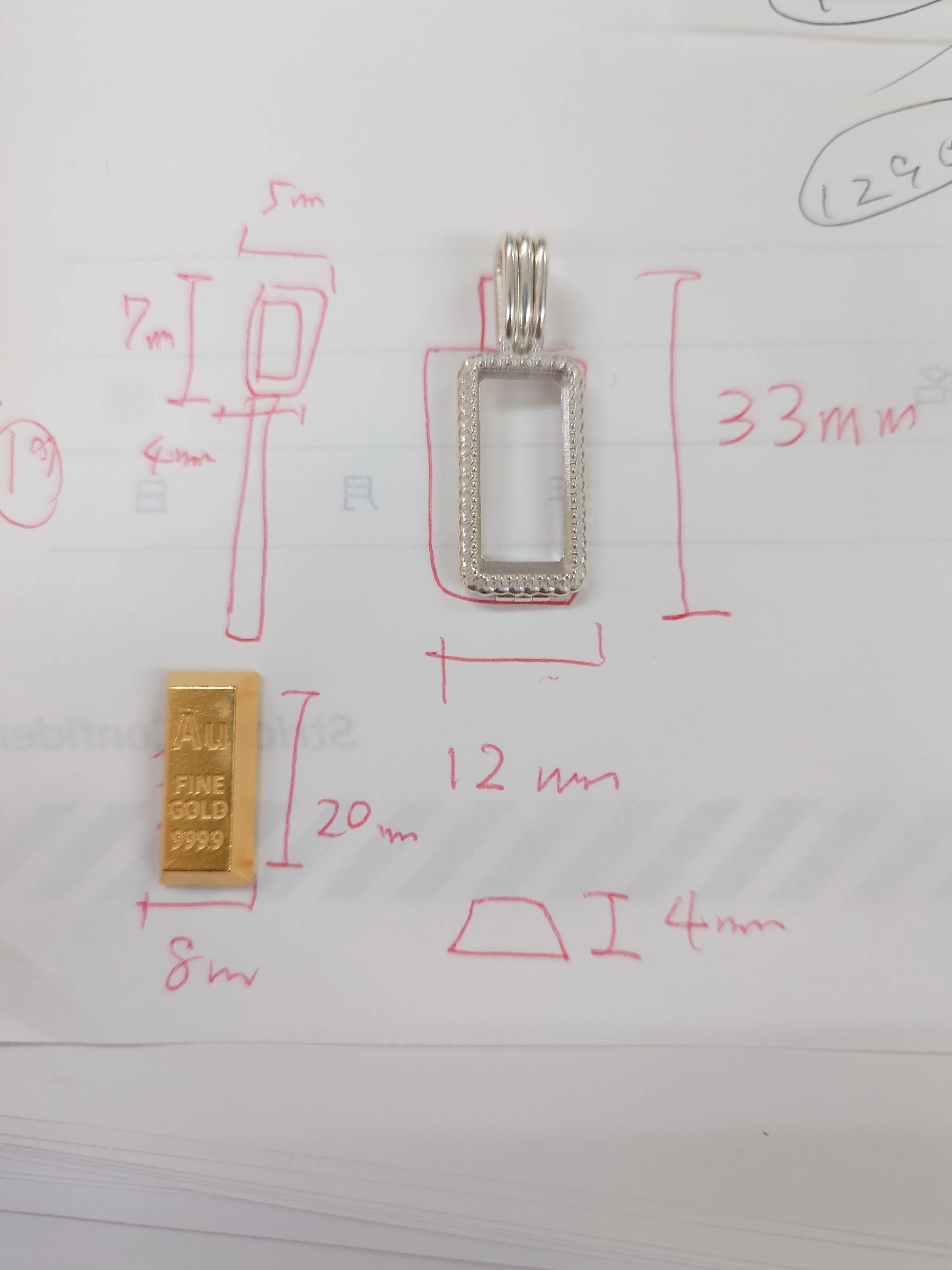 BABYGOLDの新作は「いつもの10倍」サイズの「10グラム」。ジュエリー