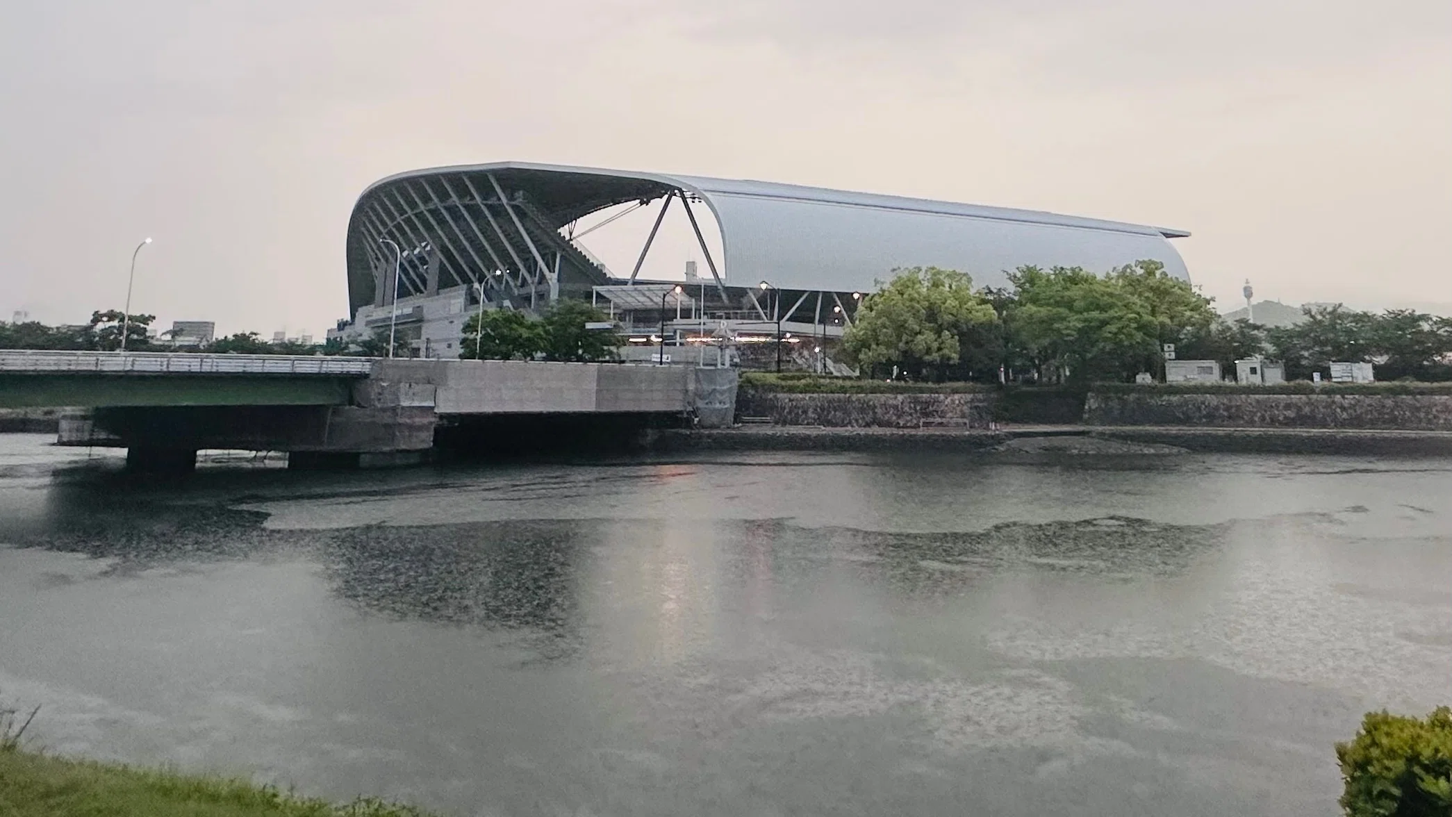 ゴールデンウィーク最終日（5月6日） サンフレサッカーチケット2枚 VS
