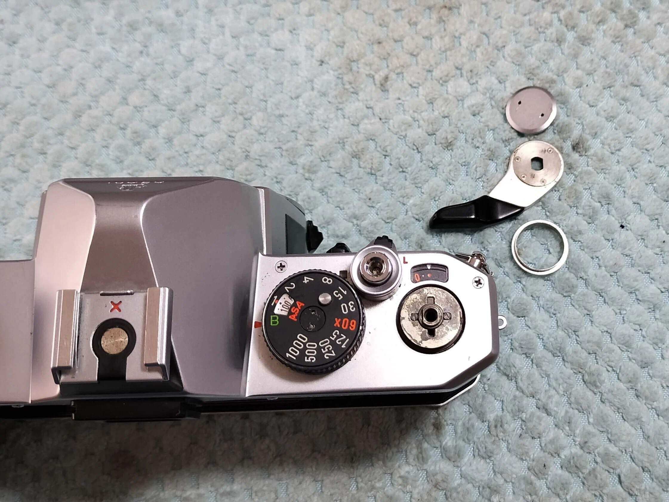 Pentax MXの分解｜フィルムカメラ修理のアクアカメラ