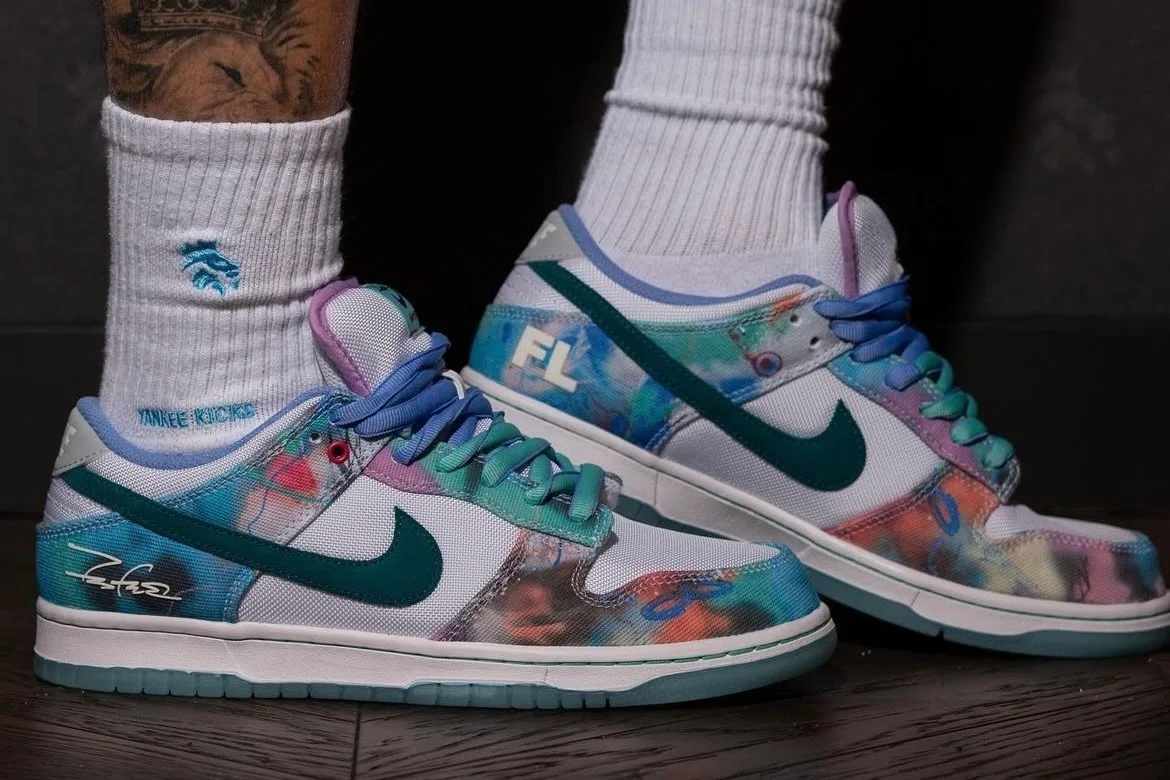 5/18発売！Futura × Nike SB Dunk Low 2colors ｜早く、高く売るなら 