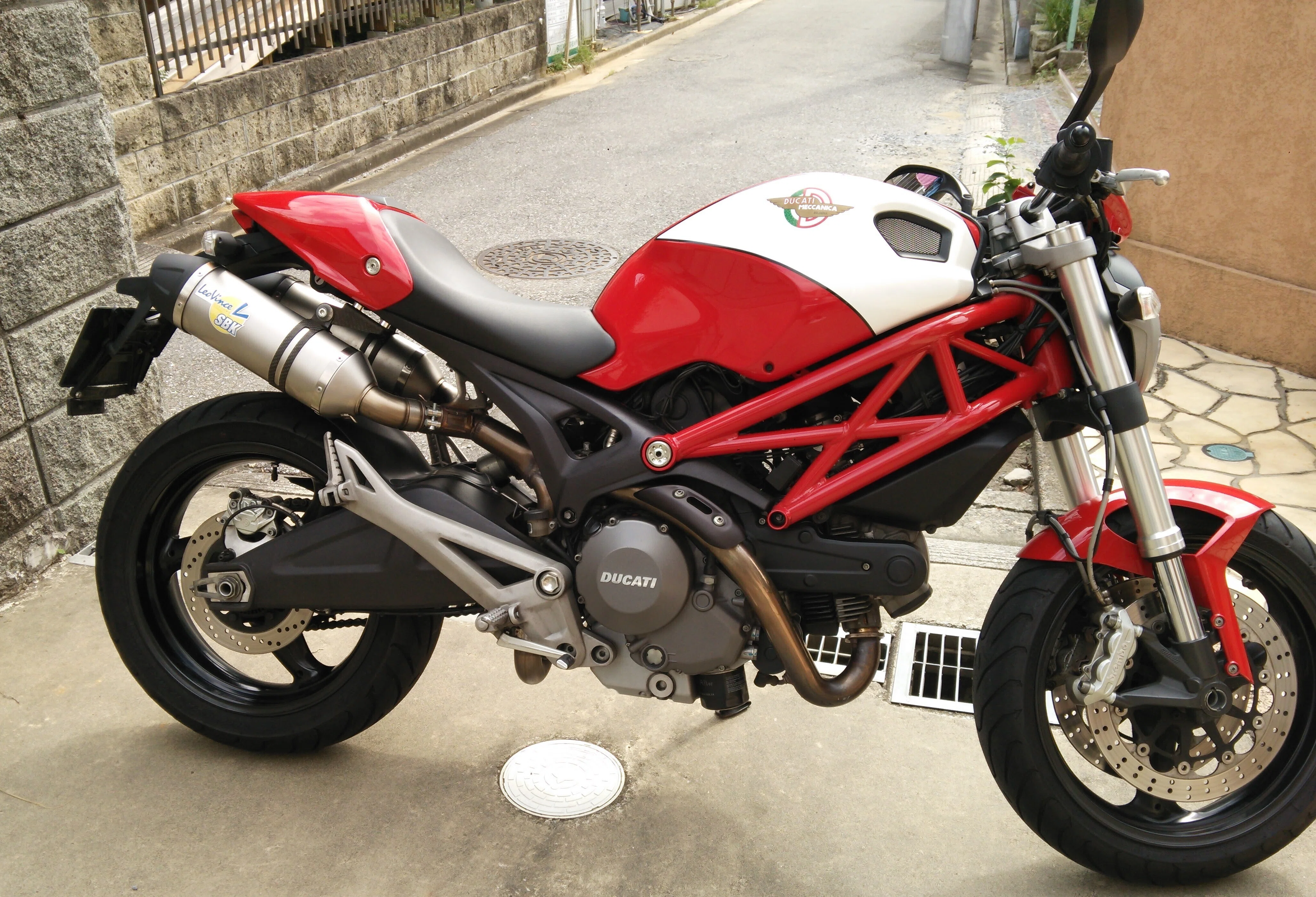 バイク日記〜2台目のバイク（Ducati Monster Monster 696+）の思い出