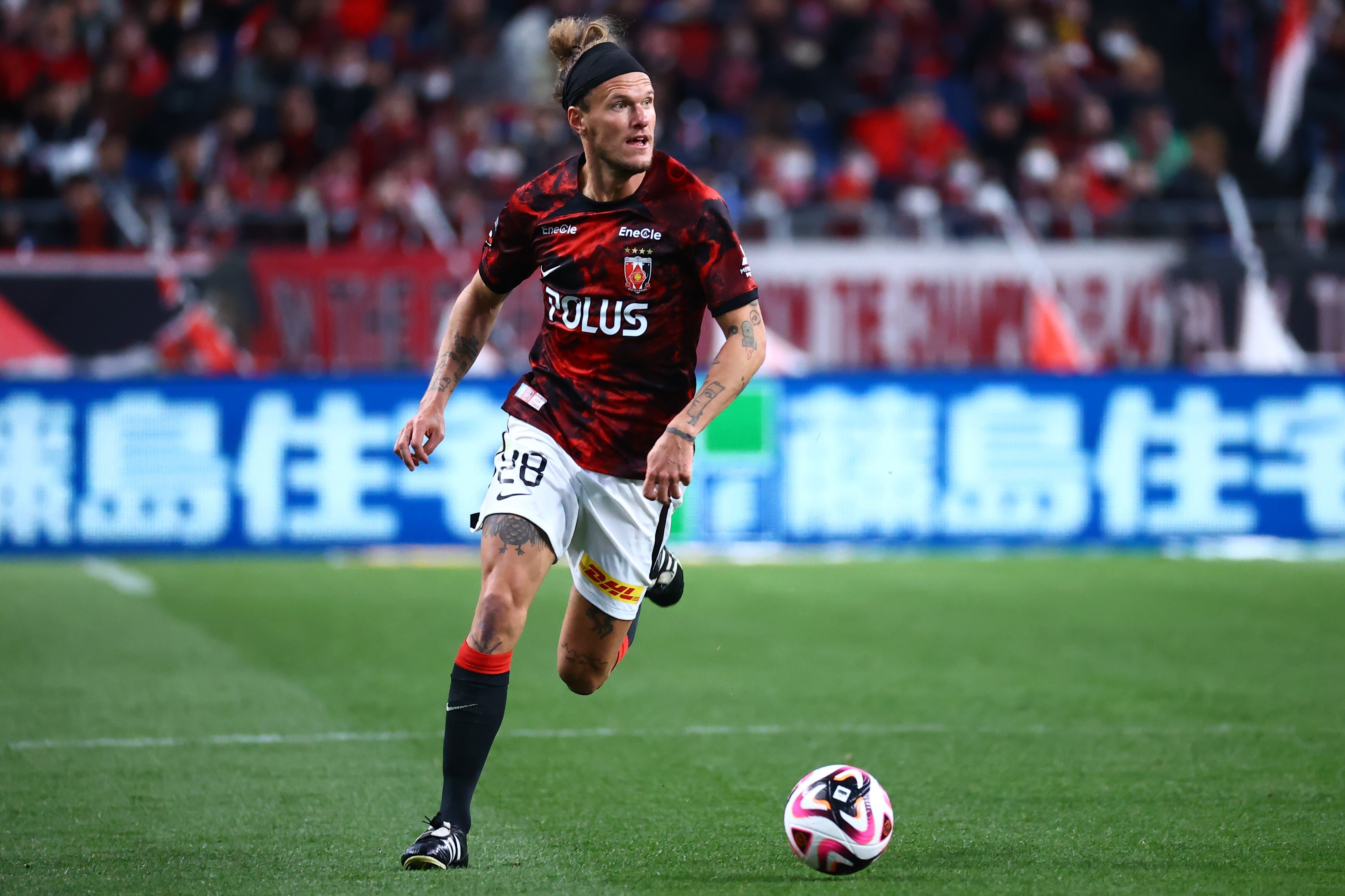 浦和レッズ ショルツ選手、ロングドライブを愛する｜レッズビークル