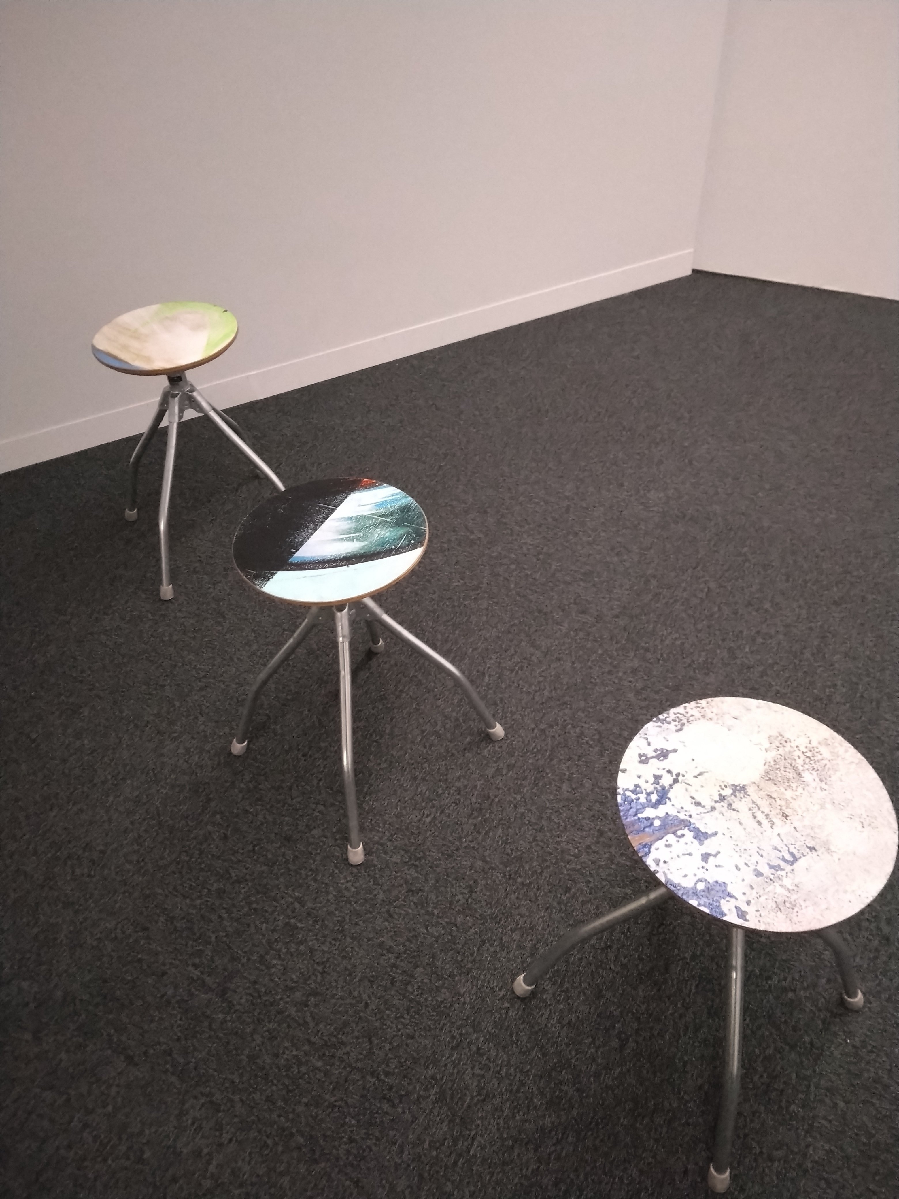 椅子の美術館、椅子の展覧会「アブソリュート・チェアーズ」｜トウソクジン