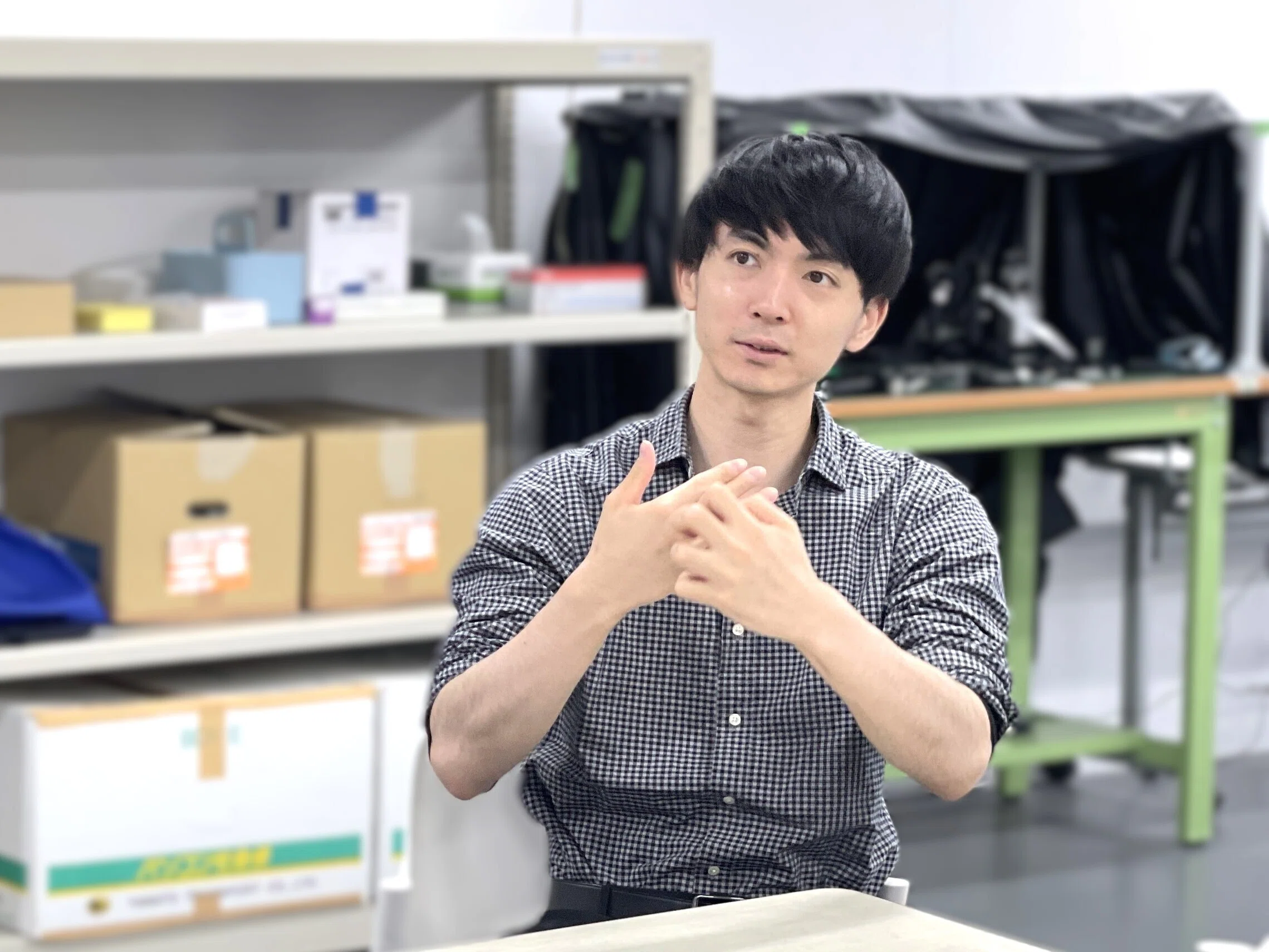 レンズの精度を極めろ！X線顕微鏡に魅せられた研究者達｜名古屋大学