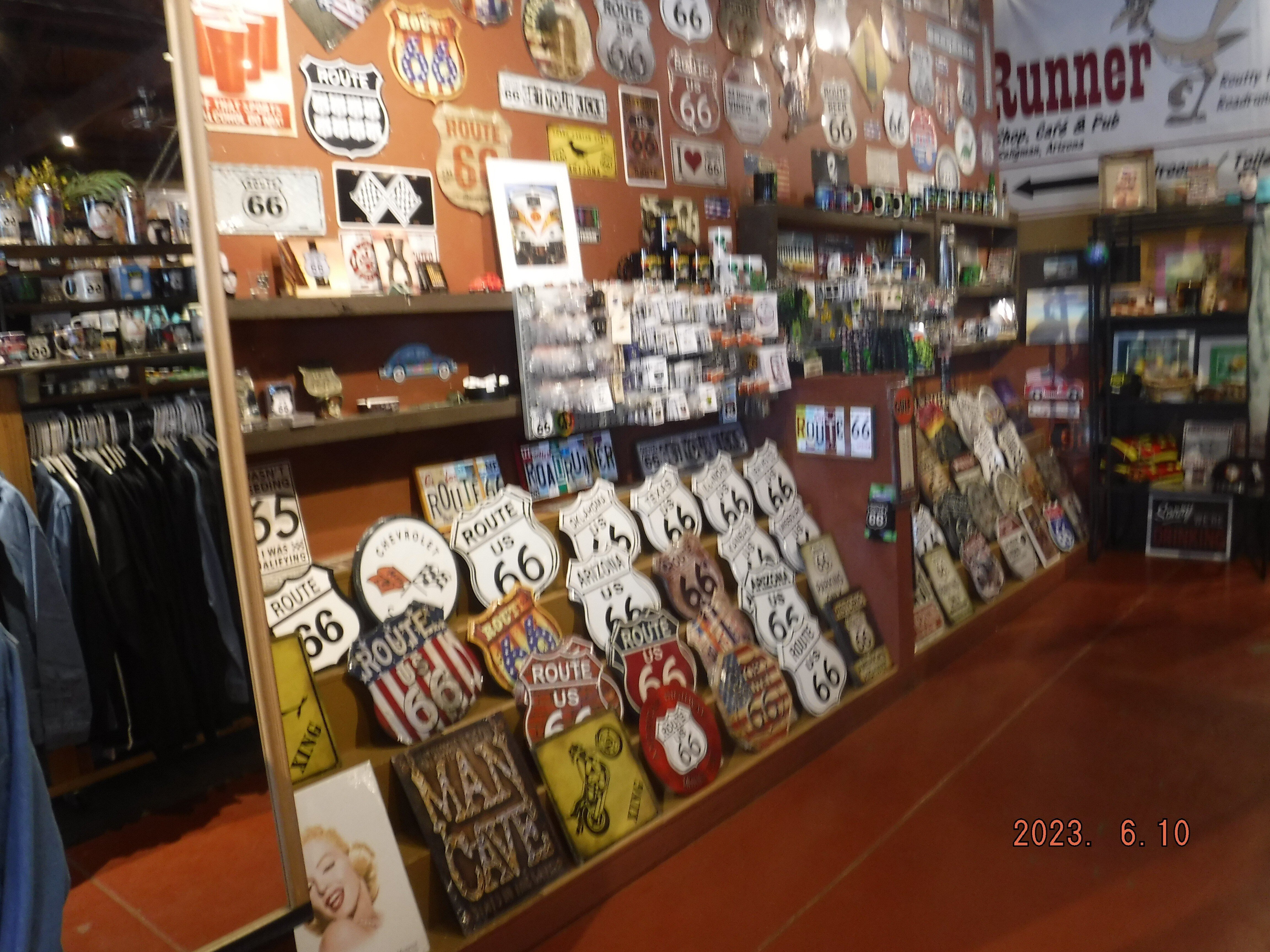 アメリカ横断7日目road runner店 セグリマン｜toyotaboxy