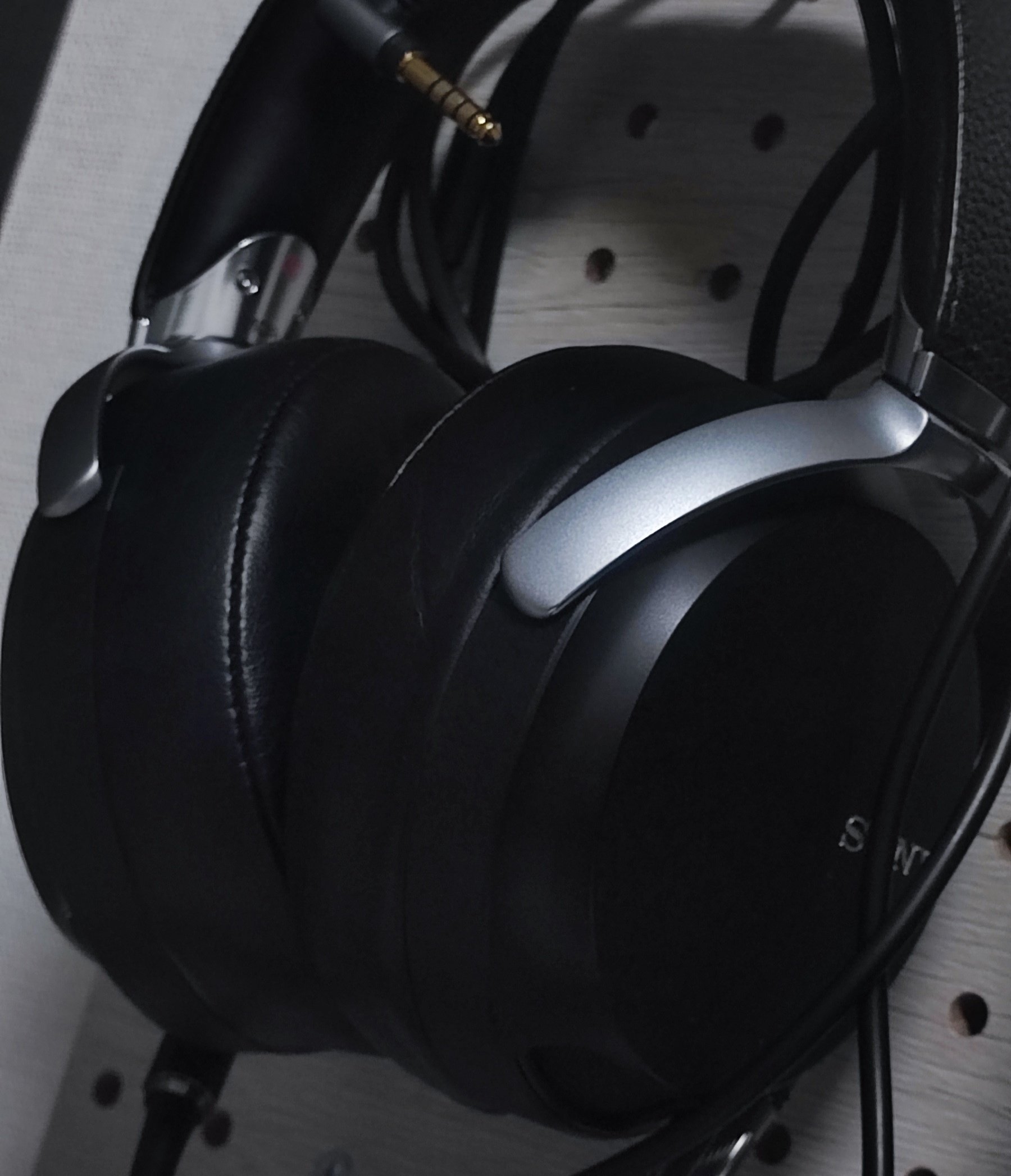 SONY MDR-Z7 レビュー|はつね SONY MDR-Z7 レビュー|はつね