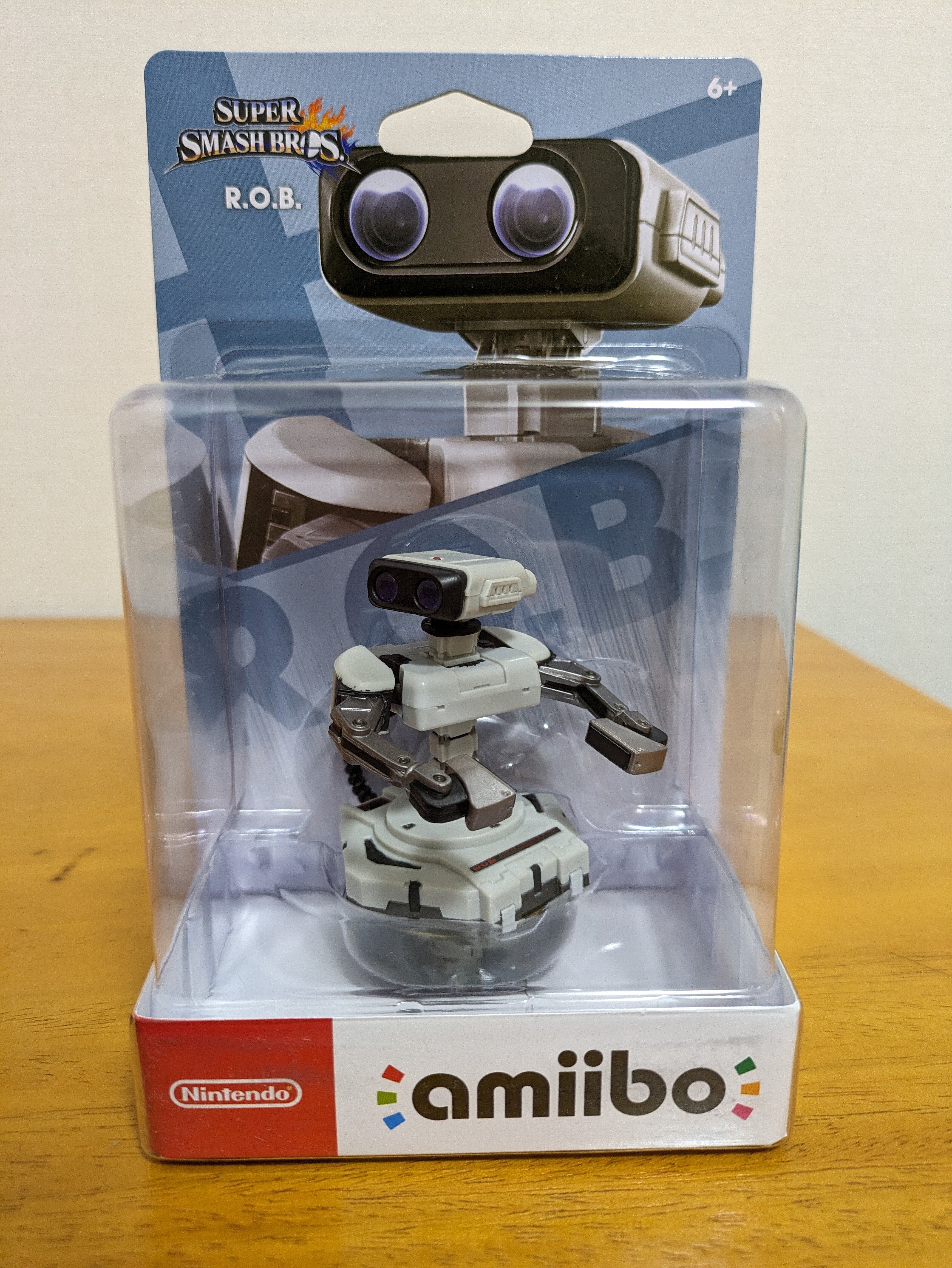スマブラ ロボットamiibo 海外版 色違い