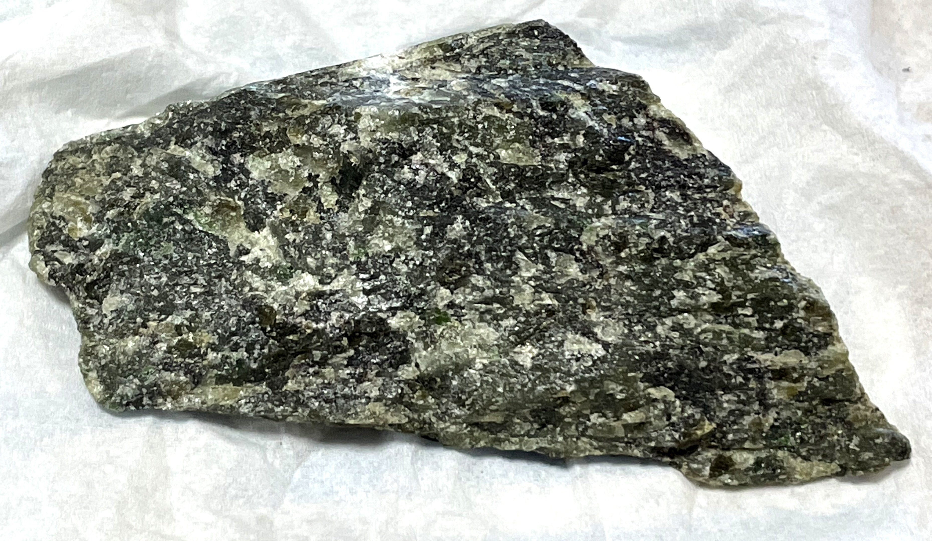 地学メモ：幌満かんらん岩、花十勝（黒曜石）、湯河原沸石｜松井耕介