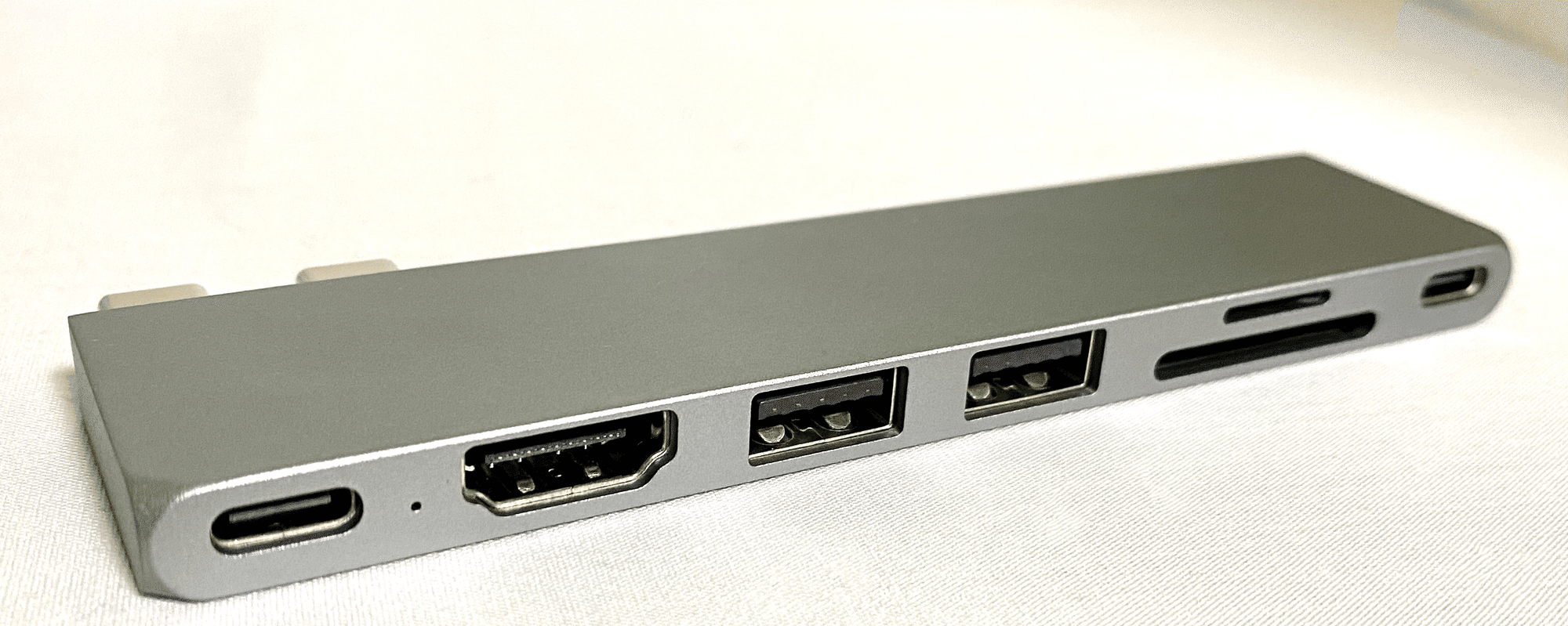 高性能】Satechi USB-C Pro ハブ スリム レビュー【高価格】|MtOjiisan 高性能】Satechi USB-C Pro ハブ スリム レビュー【高価格】|MtOjiisan