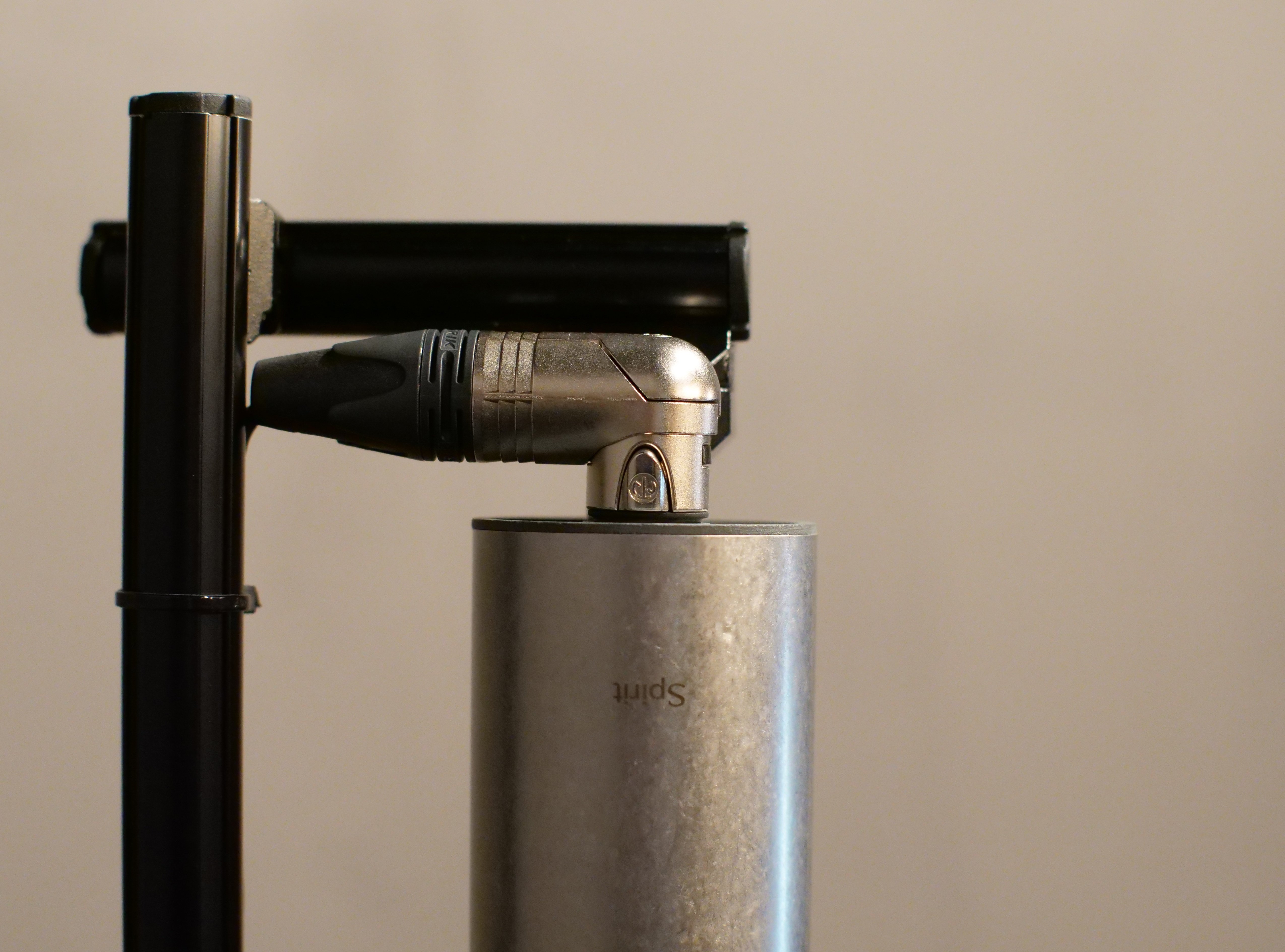 Aston Microphones「Spirit」専用ステレオマイクアダプター Aston Microphones「Spirit」専用ステレオマイクアダプター