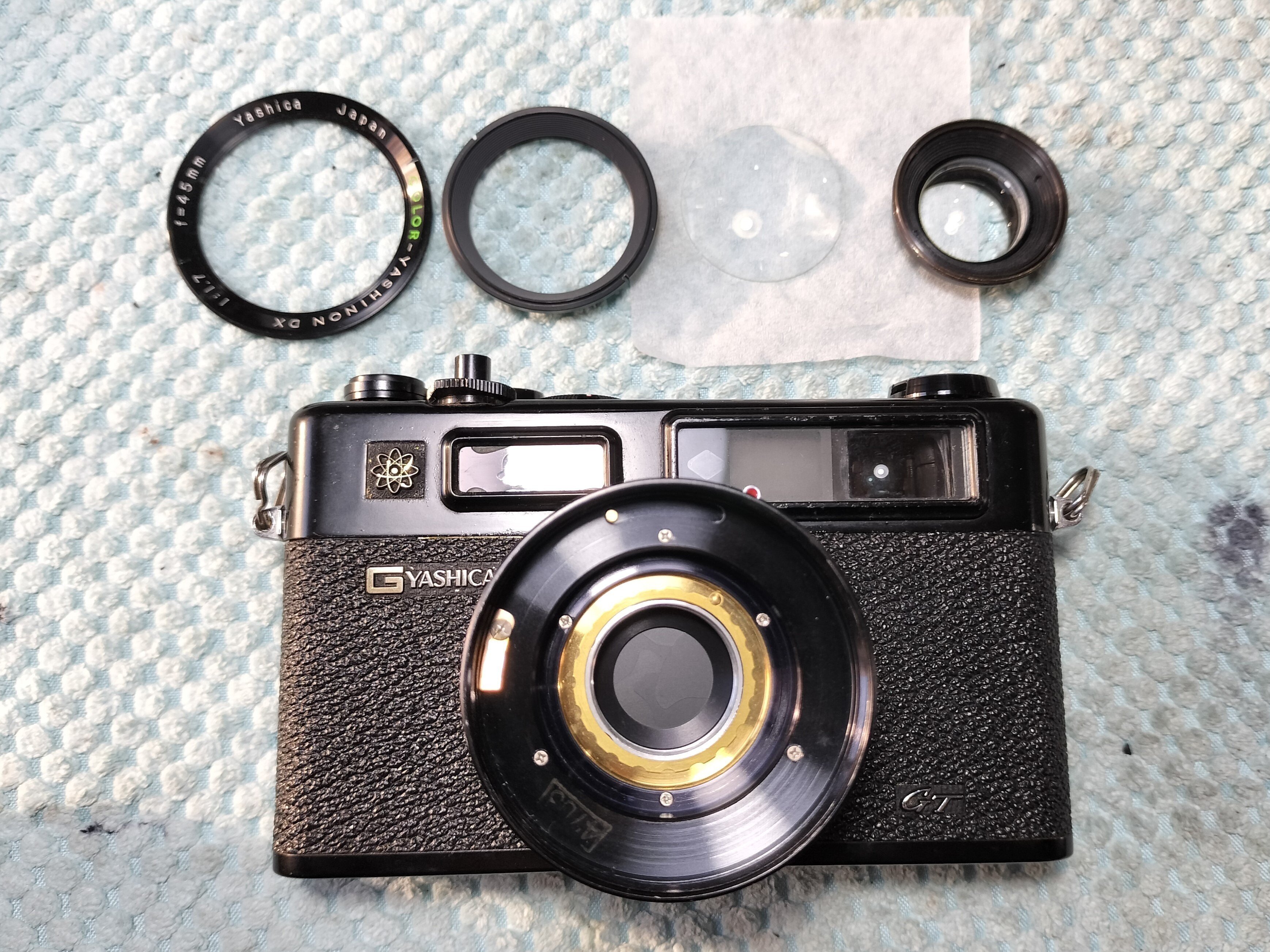 ヤシカエレクトロ35GTの分解|フィルムカメラ修理のアクアカメラ ヤシカエレクトロ35GTの分解|フィルムカメラ修理のアクアカメラ