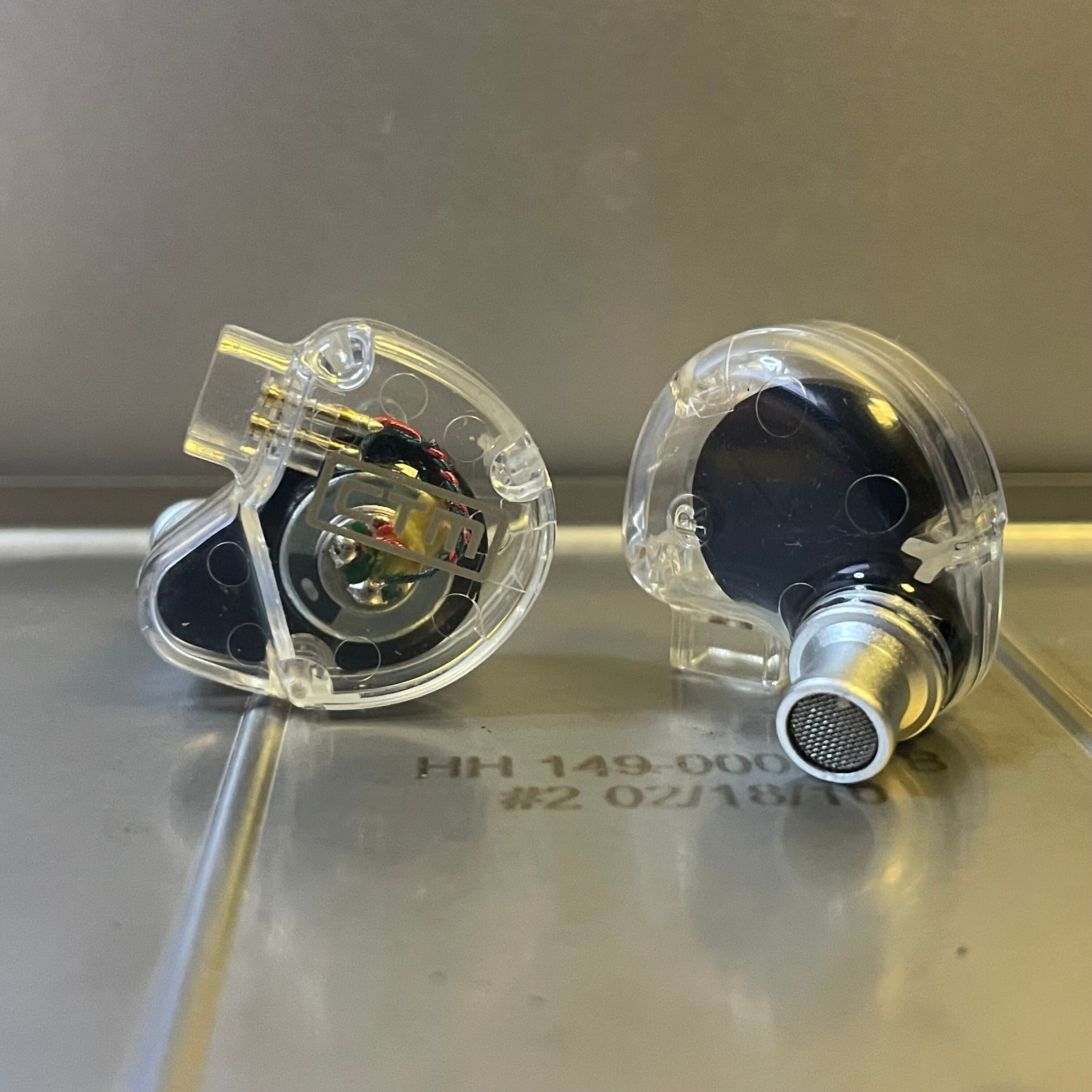 【試聴程度】CTM VS-2 ブルー イヤホン  CTM VS-2 Blue イヤホン プロユースから音楽リスニングまで両立！CTMの