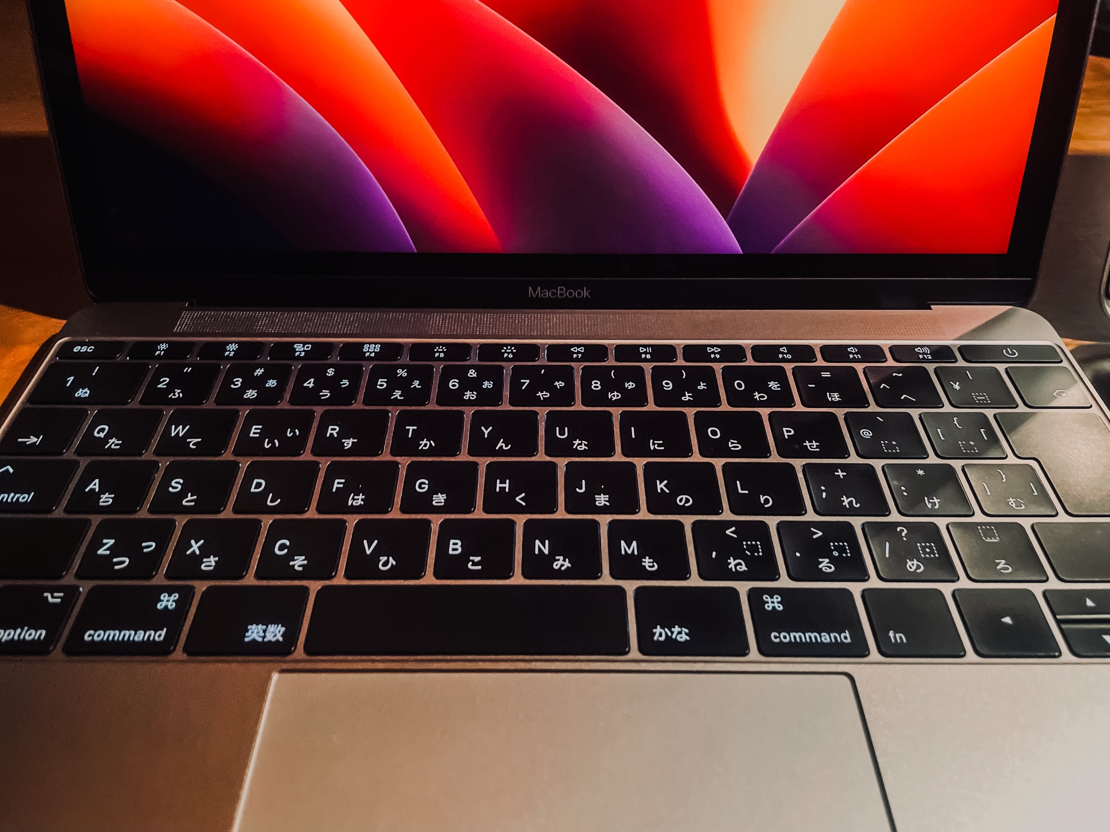 MacBook (2017)】 「Appleイベント」に触発されて、”なぜか MacBook (2017)】 「Appleイベント」に触発されて、”なぜか