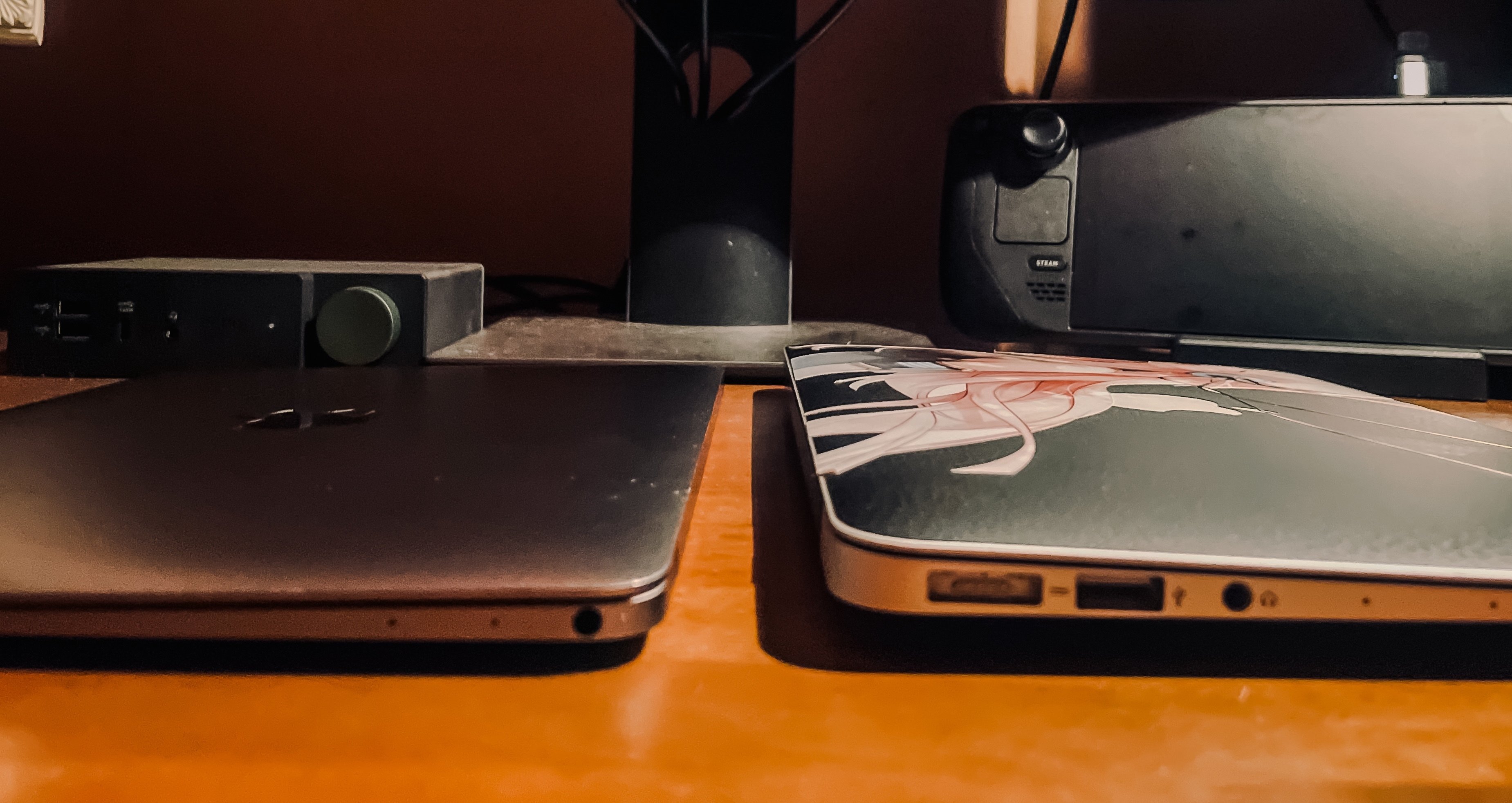 MacBook (2017)】 「Appleイベント」に触発されて、”なぜか MacBook (2017)】 「Appleイベント」に触発されて、”なぜか