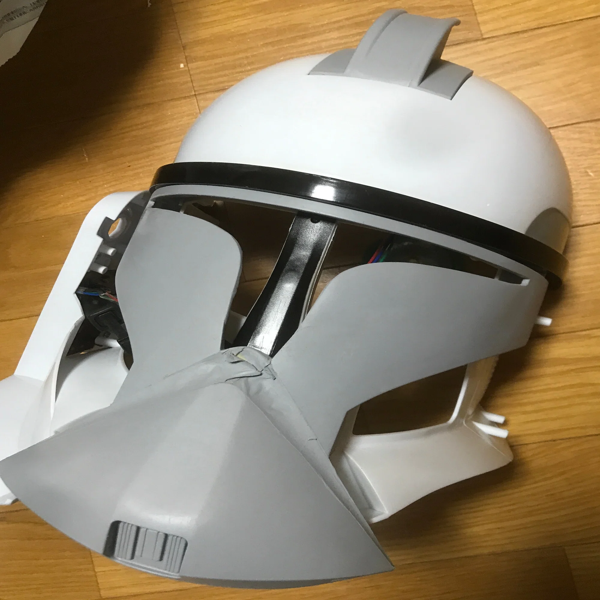 HASBROボイスチェンジャーを改造してフェーズ1クローントルーパー 