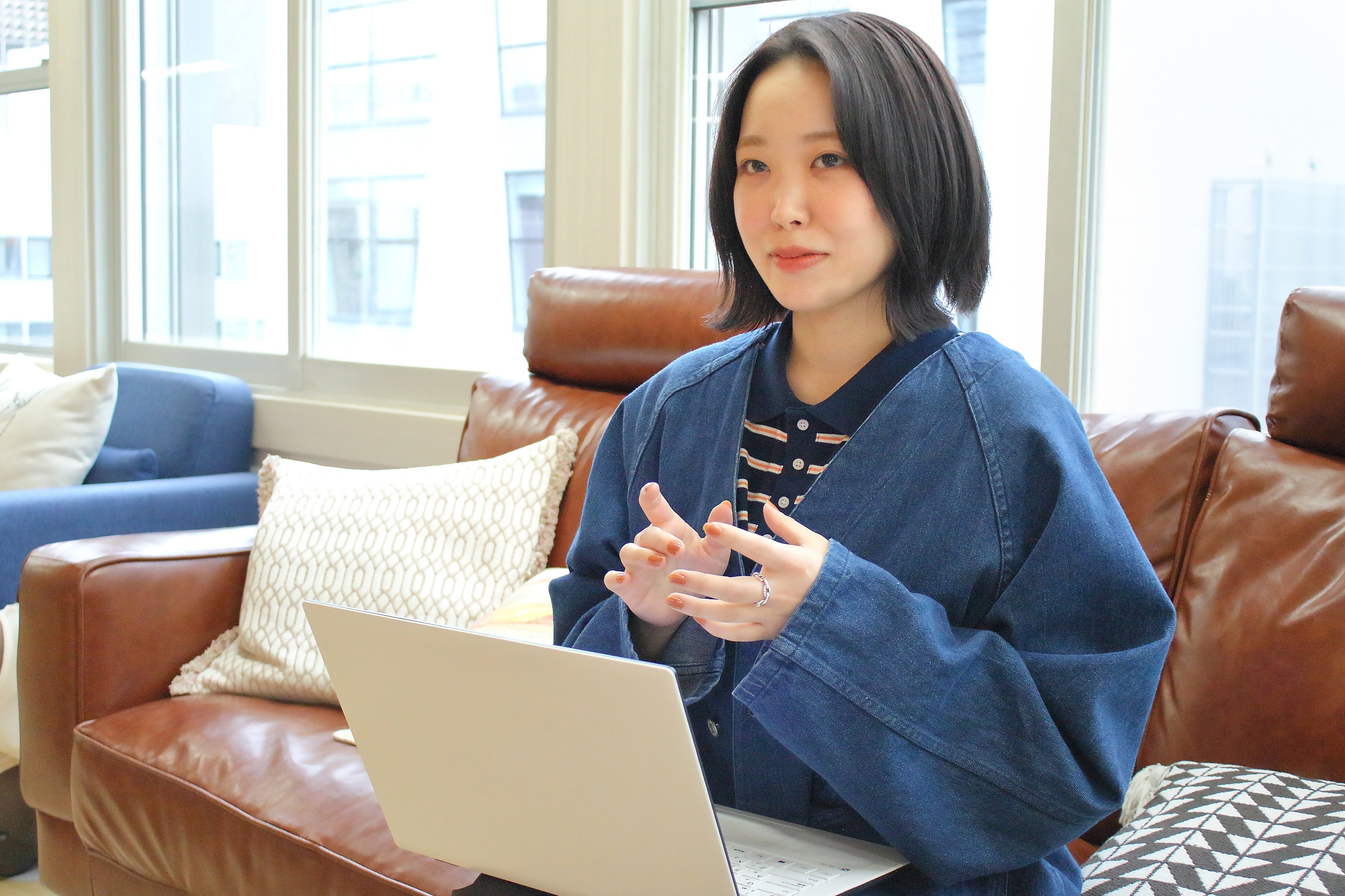 開発秘話】Z世代の着眼で生まれ変わった写真プリントアプリ「コンビニ