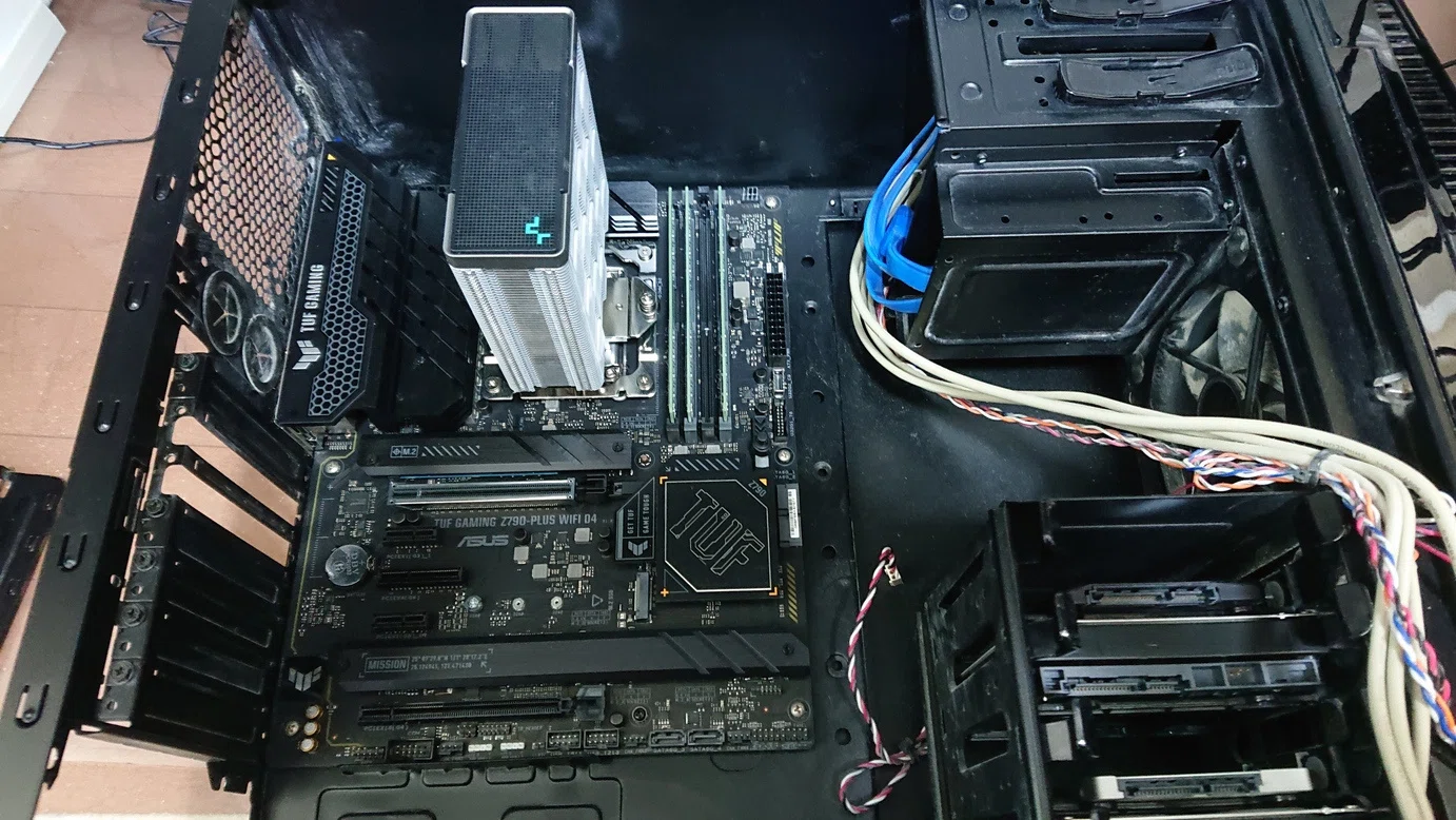 PCケースを換装した話｜shift