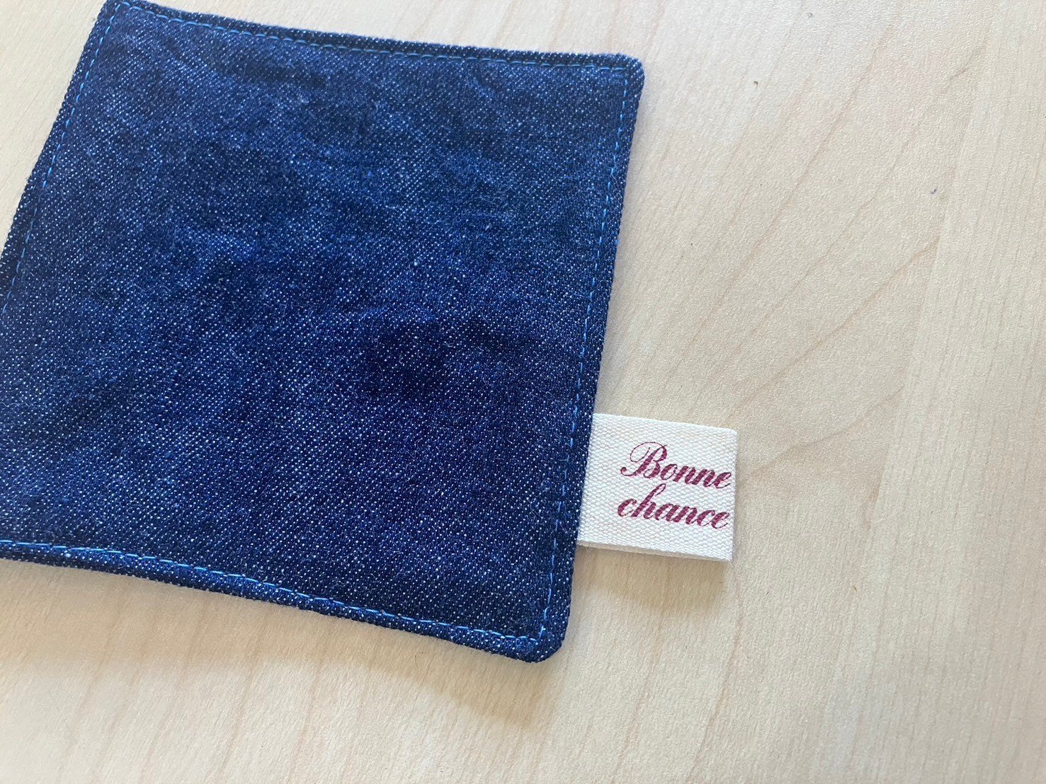 ミシンの練習】使うとグッと可愛くなる♡「はさみタグの使い方