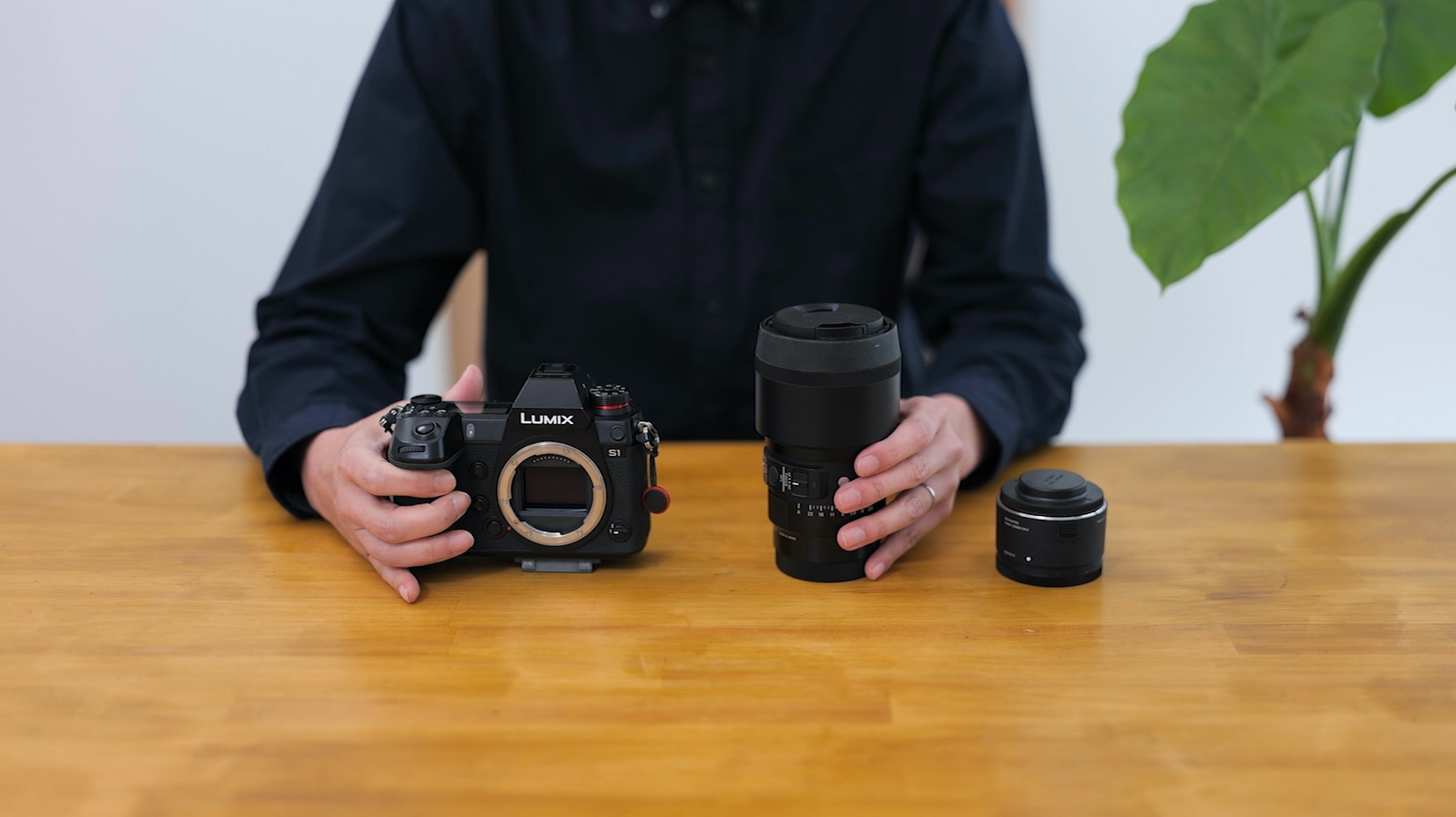 Nikonデジタル一眼レフカメラ用マクロレンズで昆虫や花の撮影に