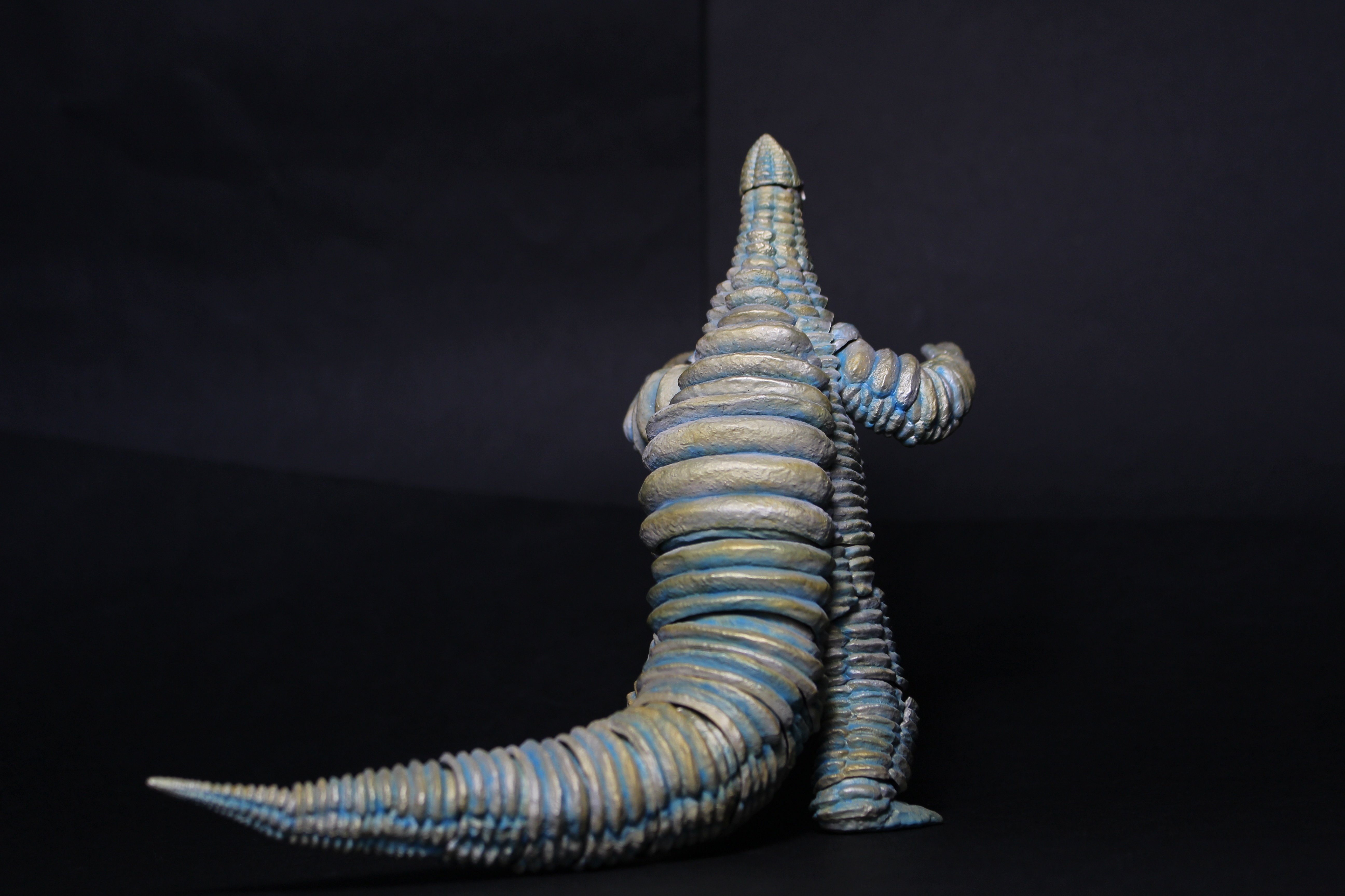 黄金の怪獣 レッドキング｜アシム@ガレージキット制作代行