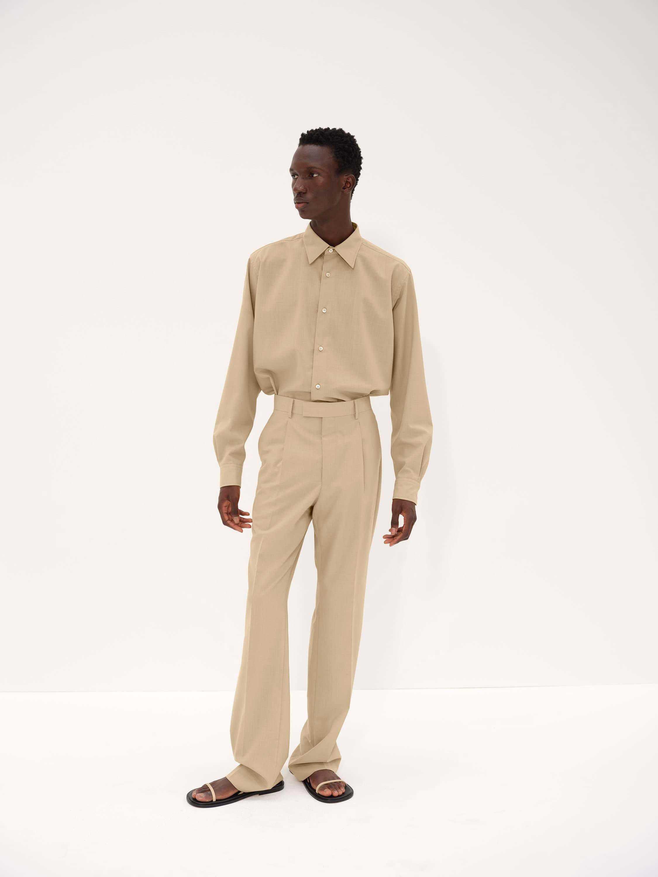 試着程度　AURALEE 24ss サイズ4 AURALEE 24SS 購入品レビュー｜Komai