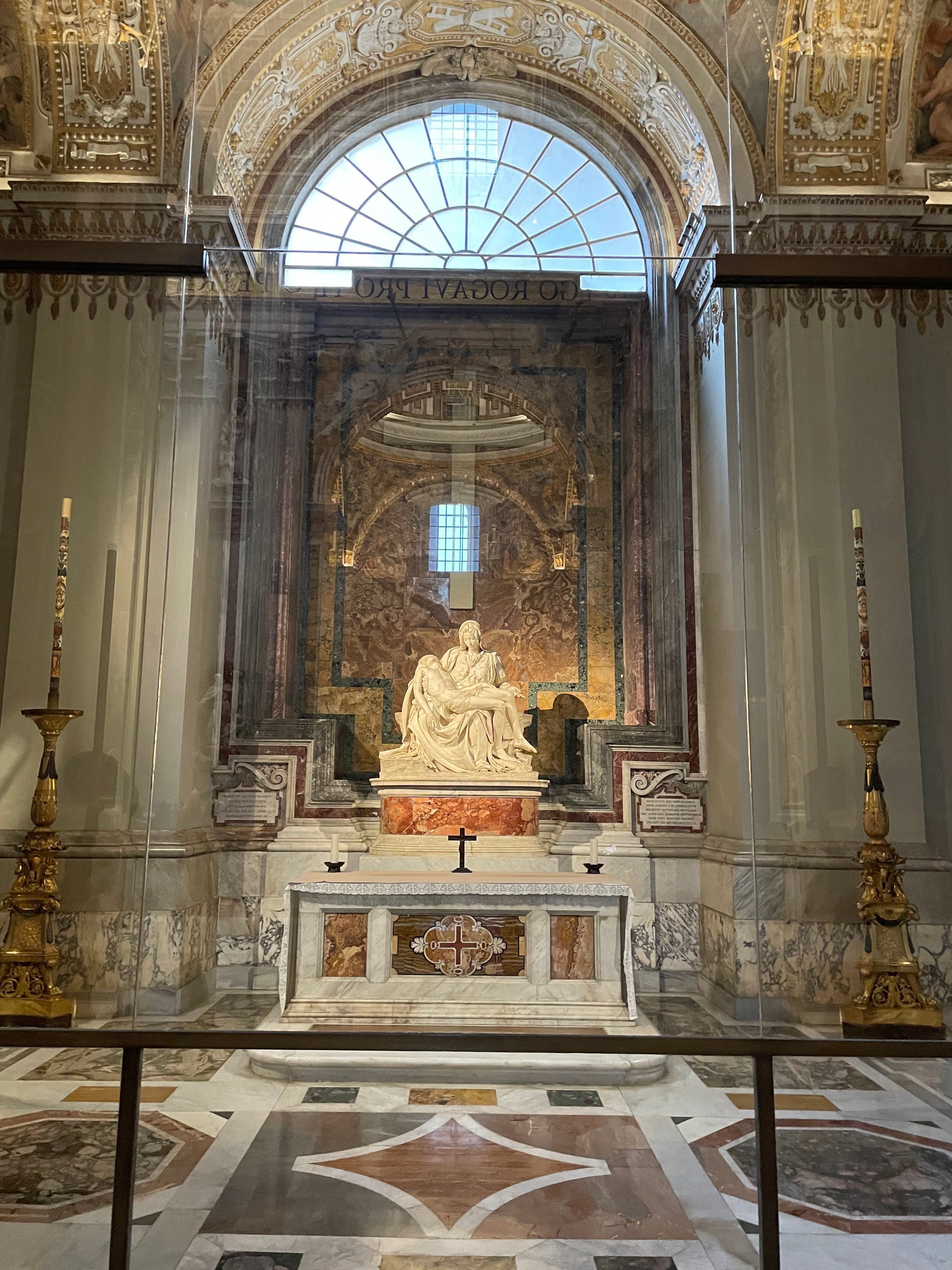 世界最小国家・バチカン市国へ、芸術と歴史を巡る旅。｜桜