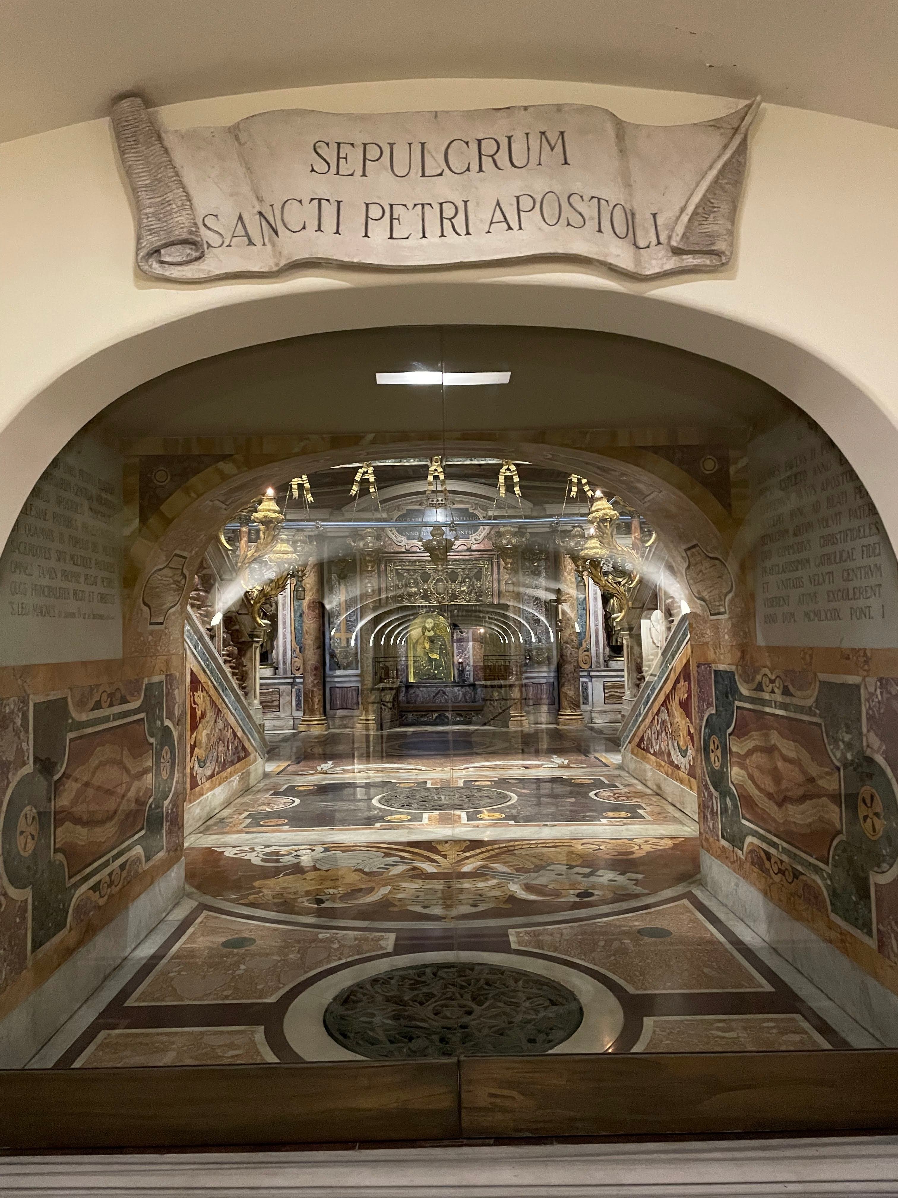 世界最小国家・バチカン市国へ、芸術と歴史を巡る旅。｜桜