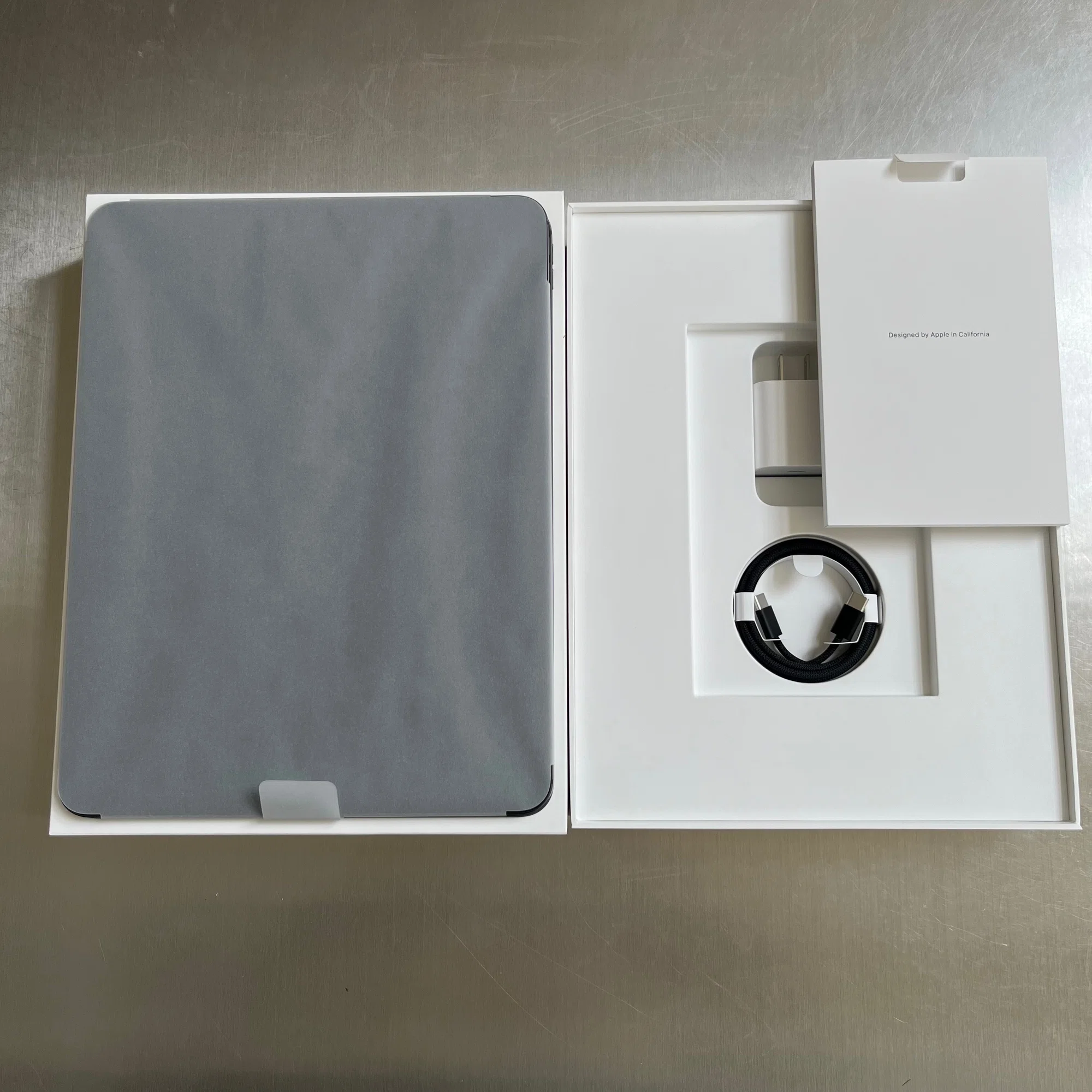 iPad買うならやっぱり13インチだし、M4 iPad Pro セルラーモデルでしょ 