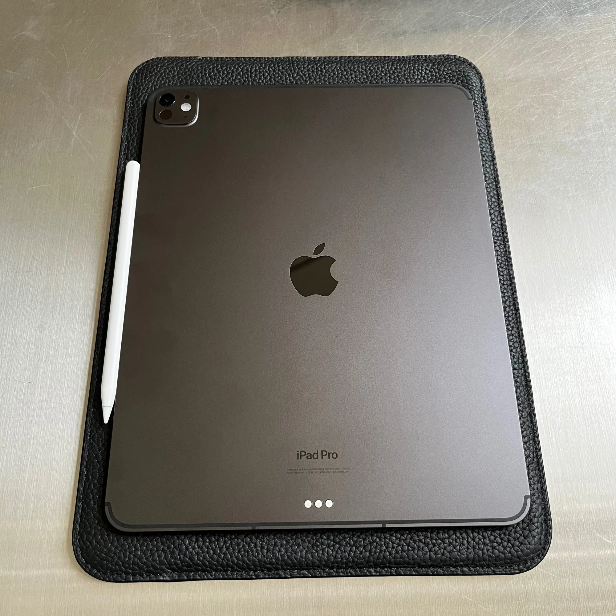 iPad買うならやっぱり13インチだし、M4 iPad Pro セルラーモデルでしょ 