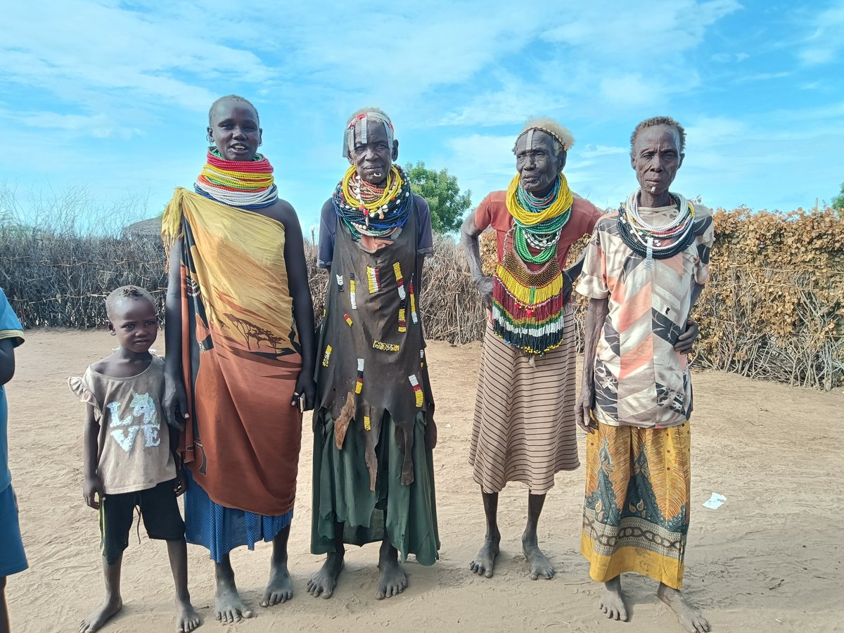 部族　女 女一人エチオピア南部Omo Valley 部族ツアー6日間(3-5日目)｜a_akane